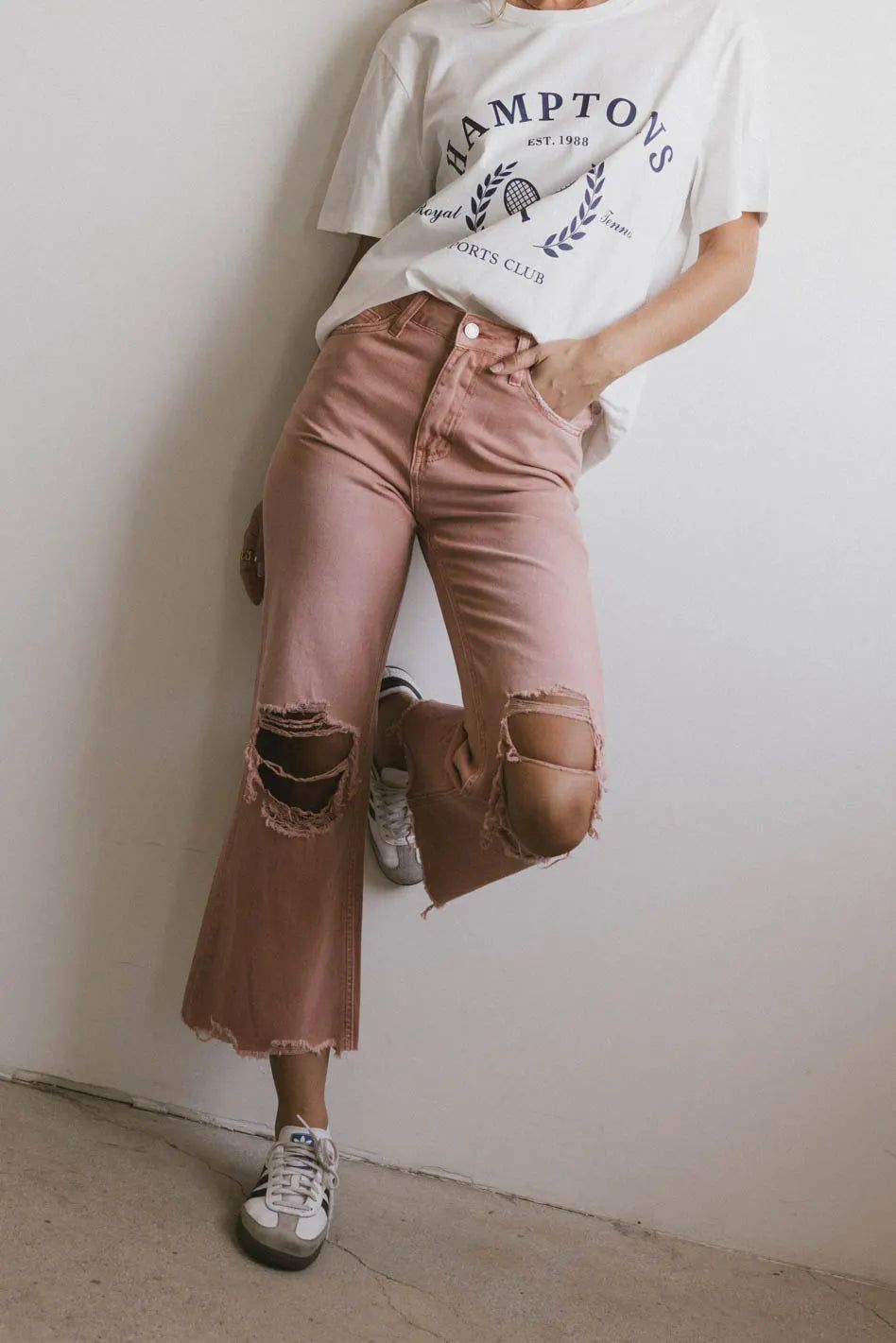 Charlie Distressed Jeans in Salmon | Böhme US