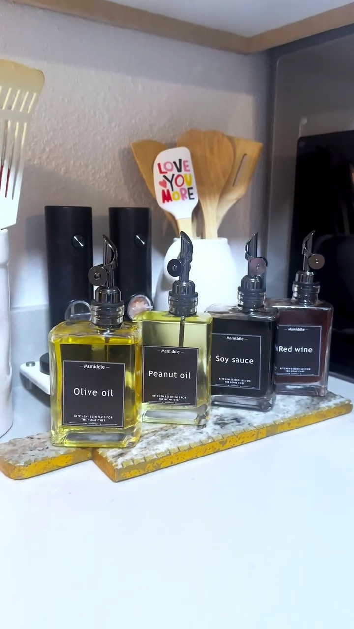 Love these aesthetically pleasing o bottles! ✨ They’re compacted and take up less space on our kitchen counter!



#kitchenessentials #homesweethome #kitchentools #cornerofmyhome #3 #interior #1111 #kitchen #kitchencounter

#LTKWatchNow #LTKHome #LTKSaleAlert