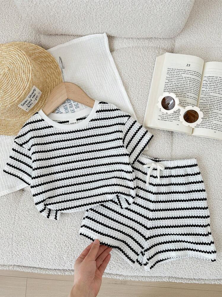 LMoss Kids LMoss 2pcs Baby Girl Knit Striped Crew Neck T-Shirt & Shorts Set Toddler Two Piece Set Girls Two Piece Set Two Piece Summer Set Baby Girl Summer Outfit Striped Toddler Set | SHEIN