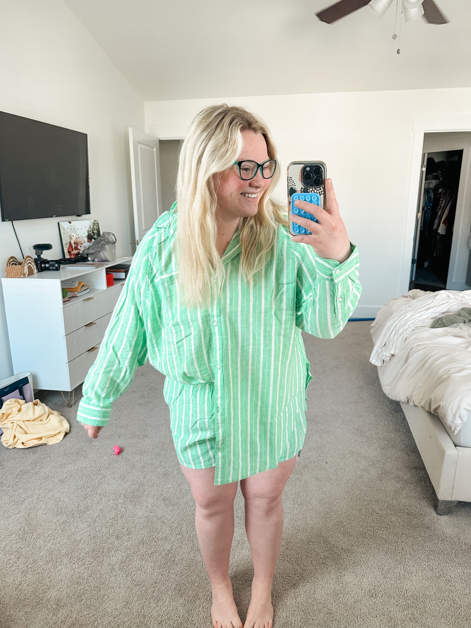 Aerie bright green striped 2 piece set 💚
Large in bottoms 
Medium in top 

#LTKstyletip #LTKsalealert #LTKmidsize