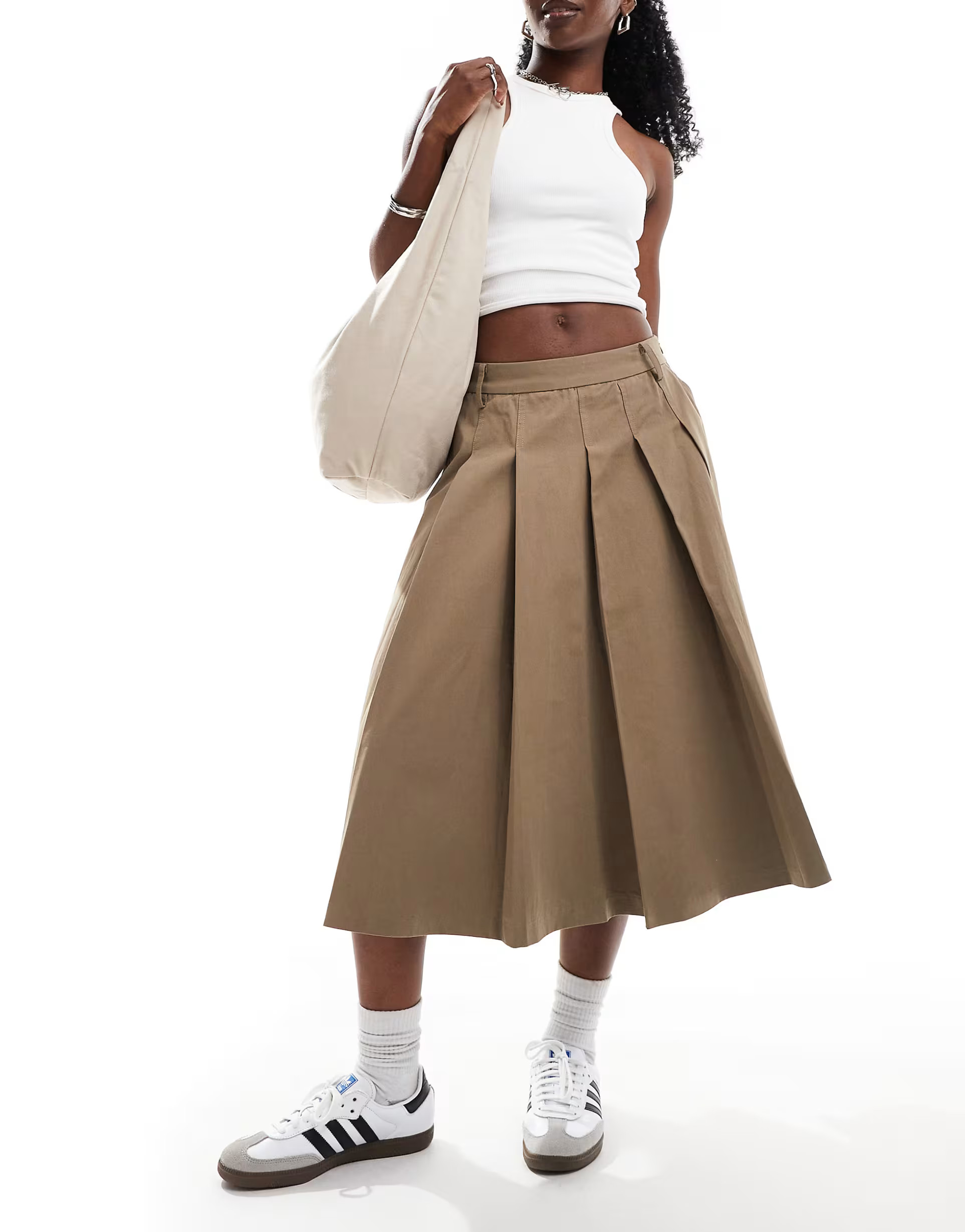 Bershka pleated maxi skirt in beige | ASOS | ASOS (Global)