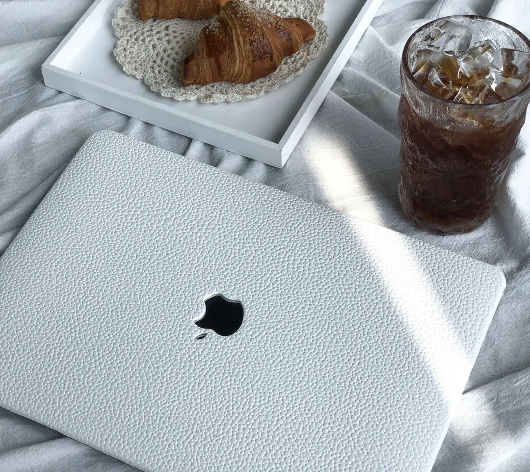 White Pebbled Leather MacBook Case for New MacBook M2 Air 13 A2681 M2 Pro 13 A2338 Pro 14 Pro A24... | Etsy (US)