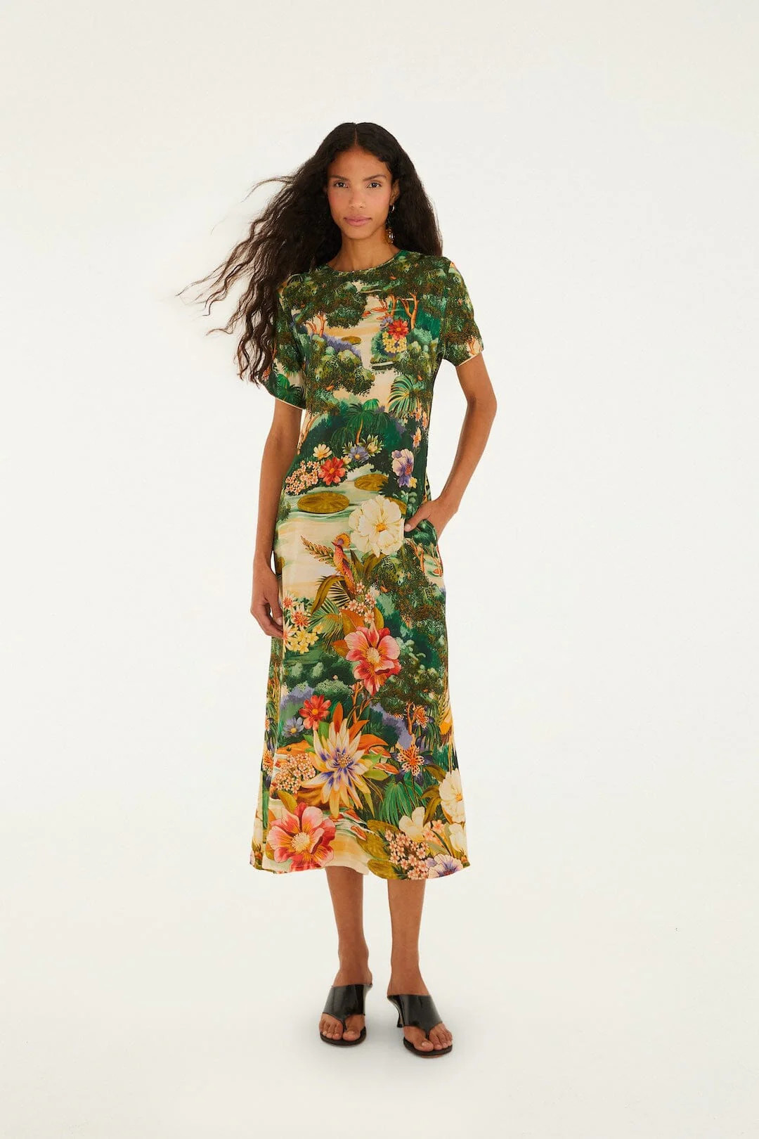Multicolor Oriental Garden Short Sleeve Maxi Dress | FARM Rio | FarmRio (US)