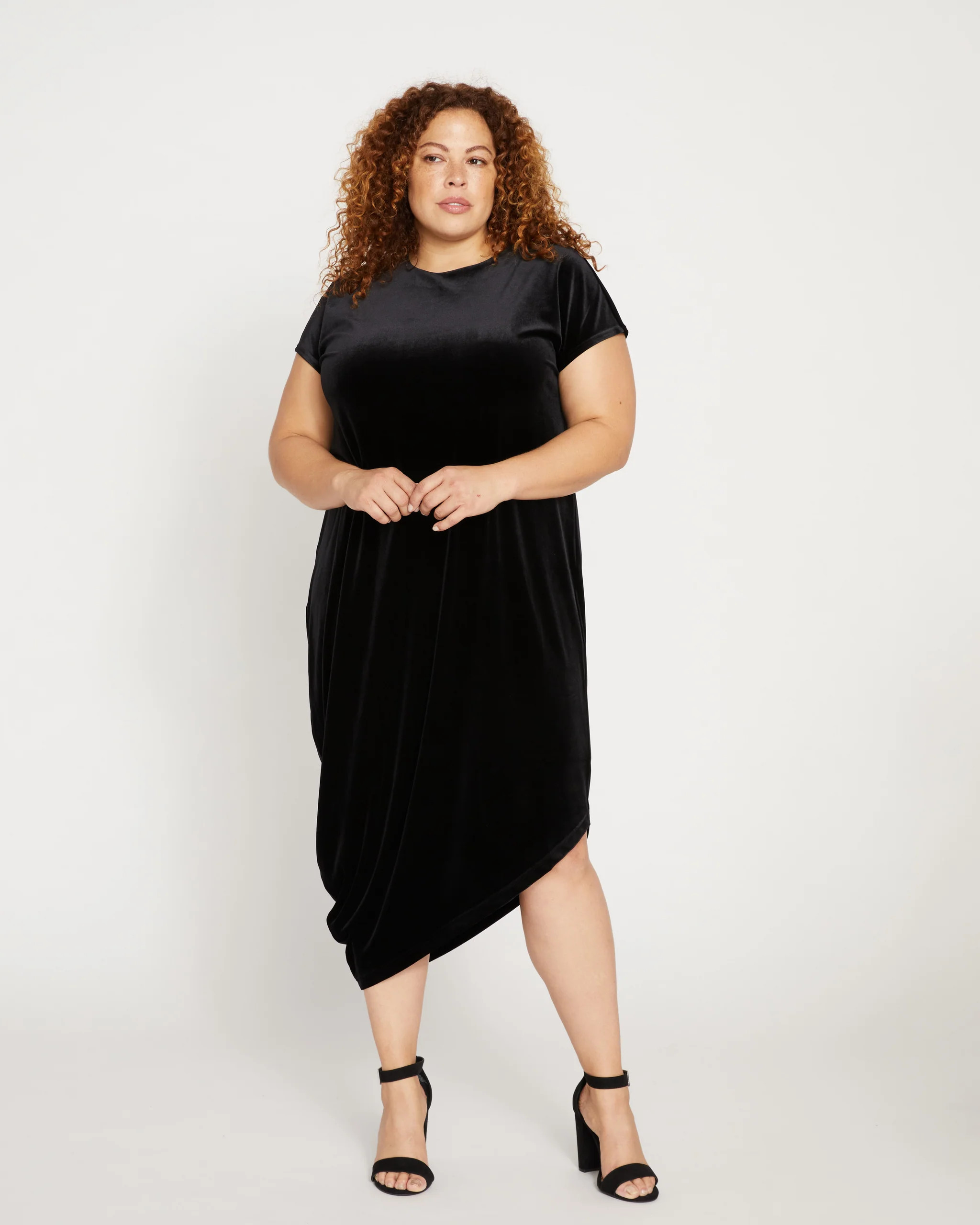 Iconic Geneva Dress - Black Velvet | Universal Standard