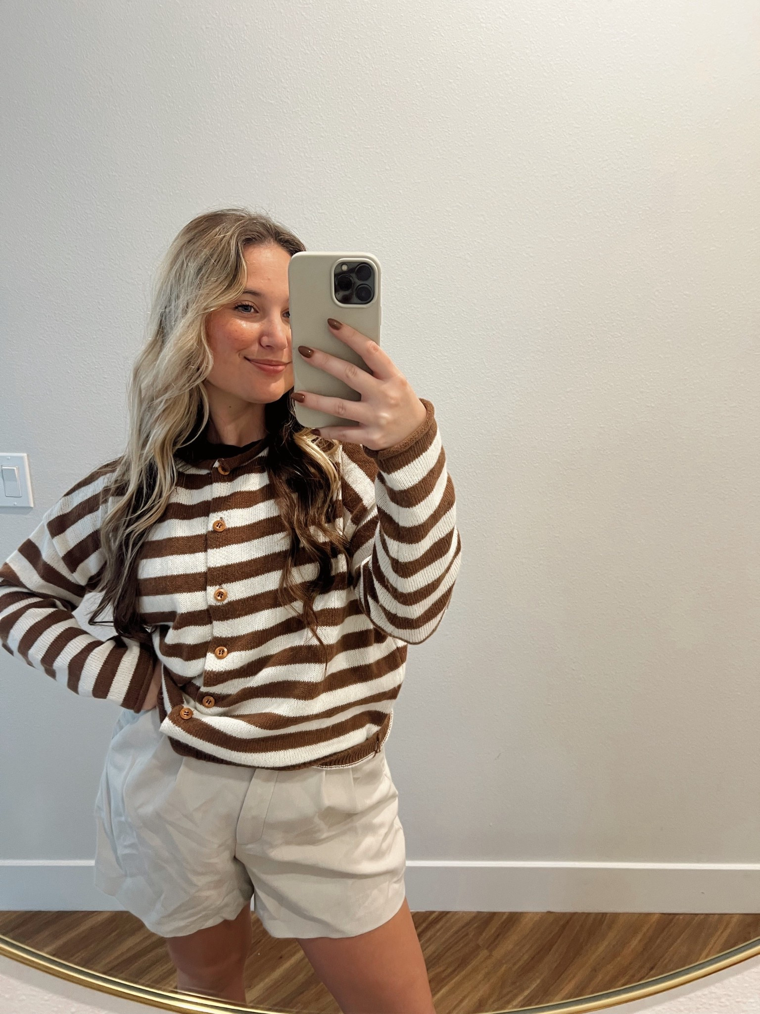 My go to sweater!! Size Mediumm

#LTKHoliday #LTKWorkwear #LTKSeasonal