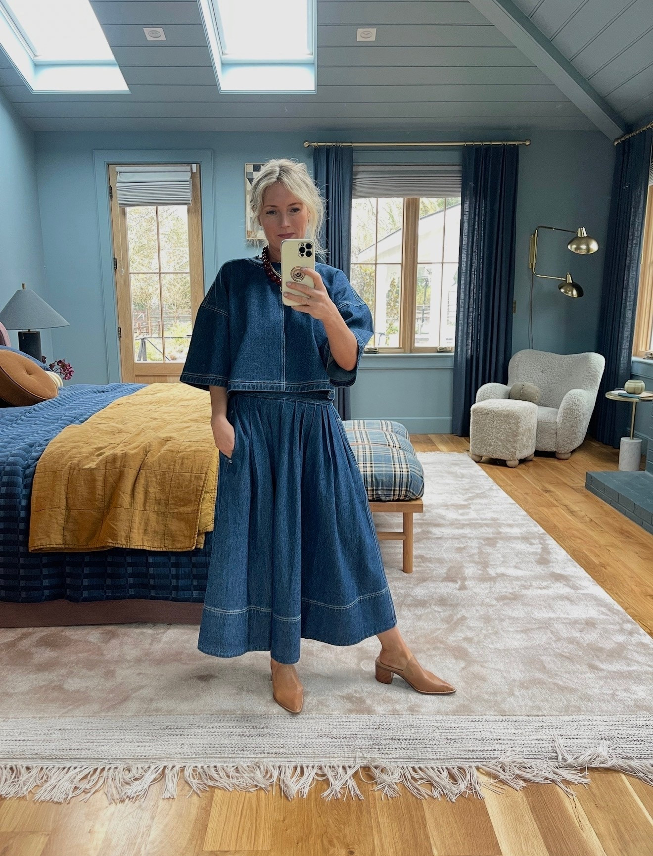 This is SUCH a good outfit - so great for the office or a lunch outing

#LTKmomlife #LTKootd #LTKgrwm