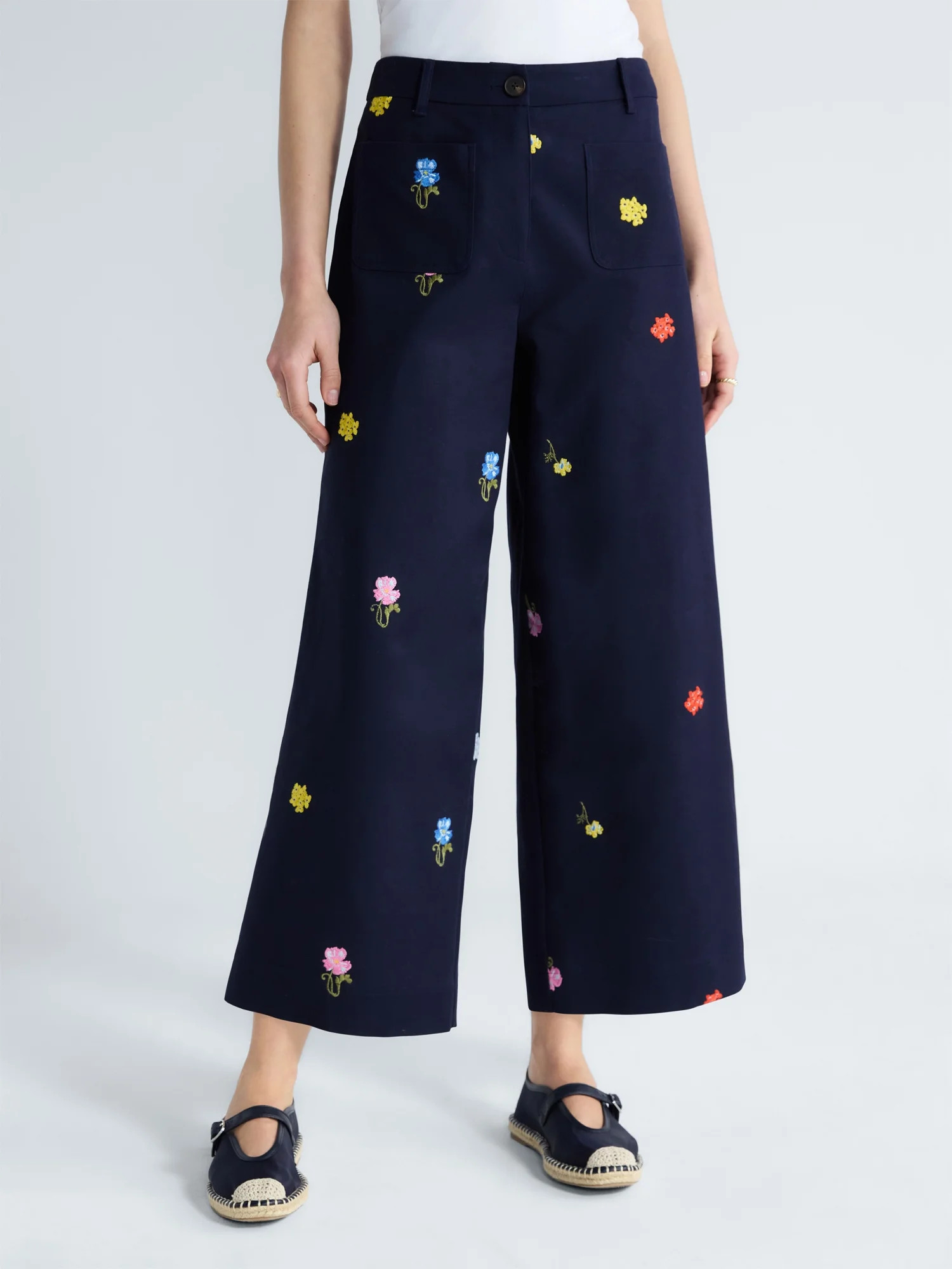 Free Assembly Women's Embroidered Wide Leg Cropped Pants, 26" Inseam, Sizes 0-18 | Walmart (US)