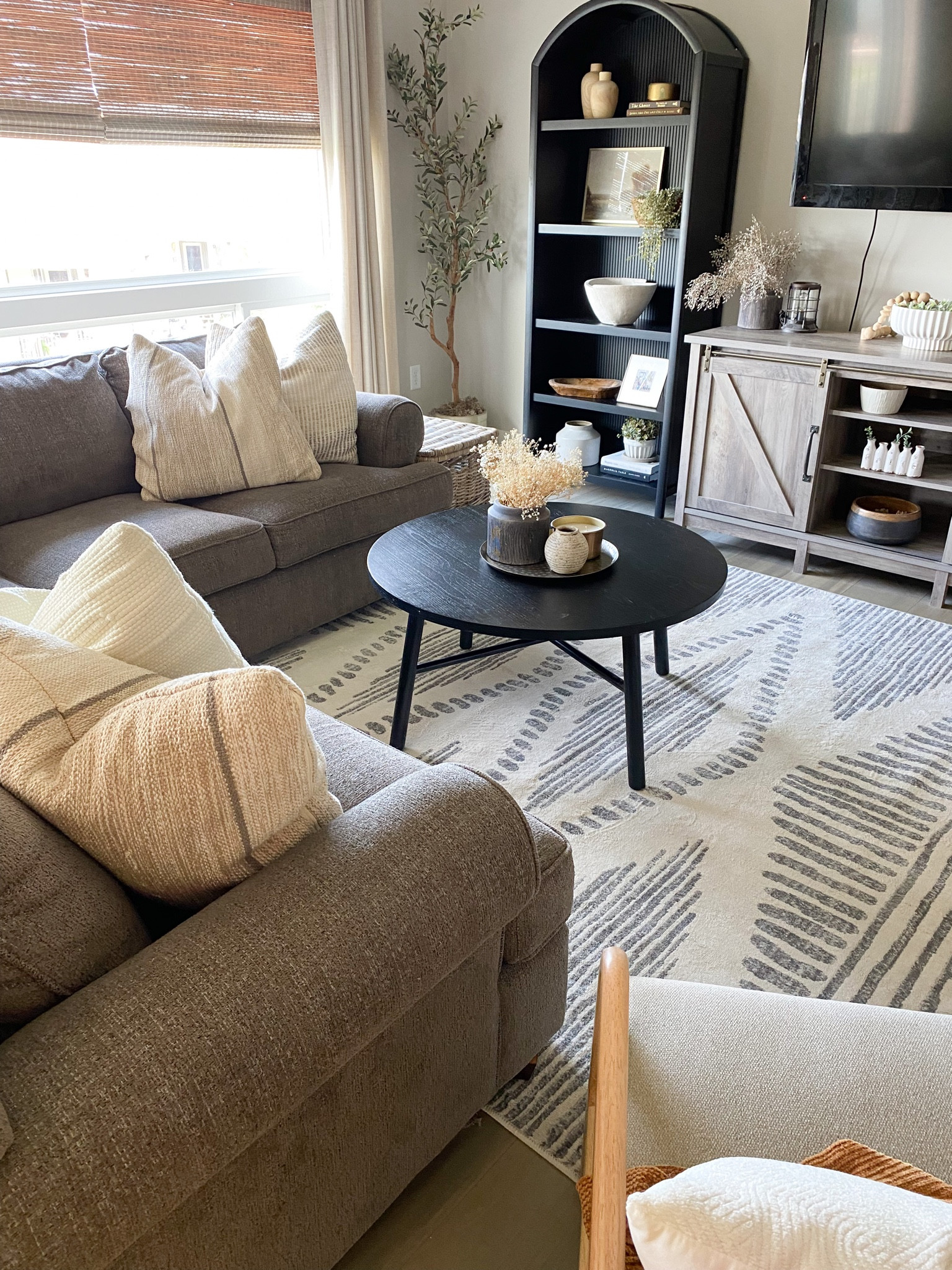 Living room inspo 

#LTKhome #LTKFind #LTKstyletip