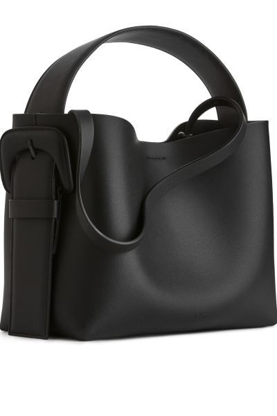 Umhängetasche aus festem Leder | H&M (DE, AT, CH, NL, FI)