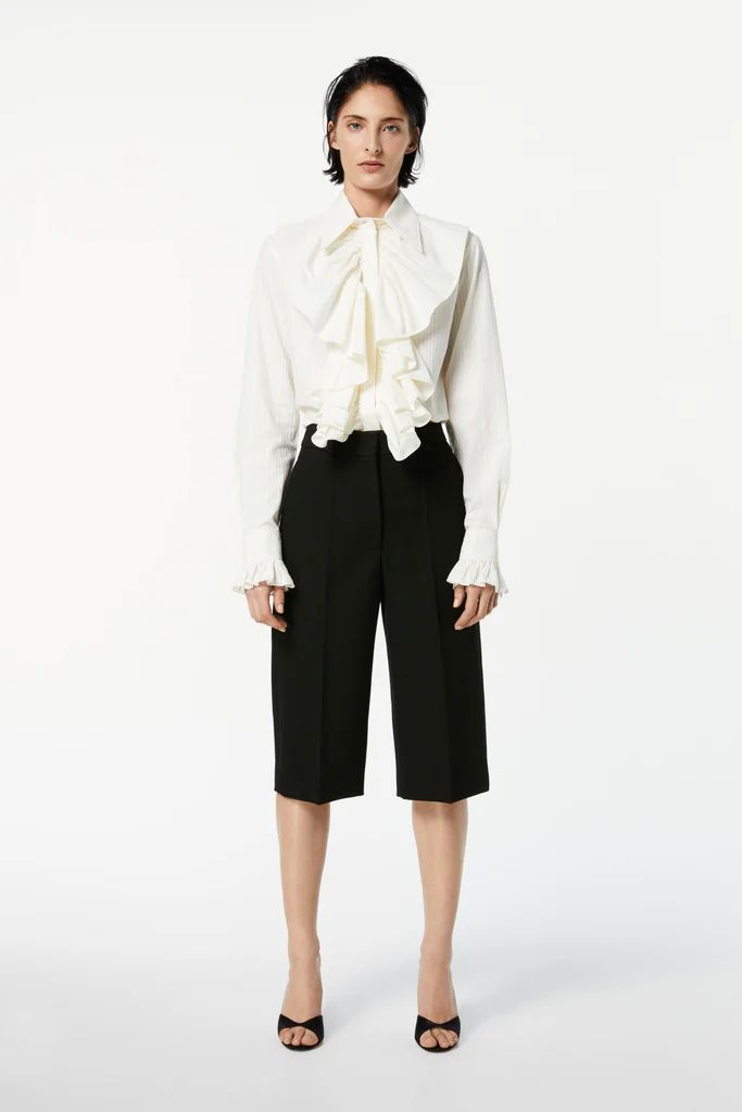 Tailored Bermuda Shorts in Black | Victoria Beckham (ROW)