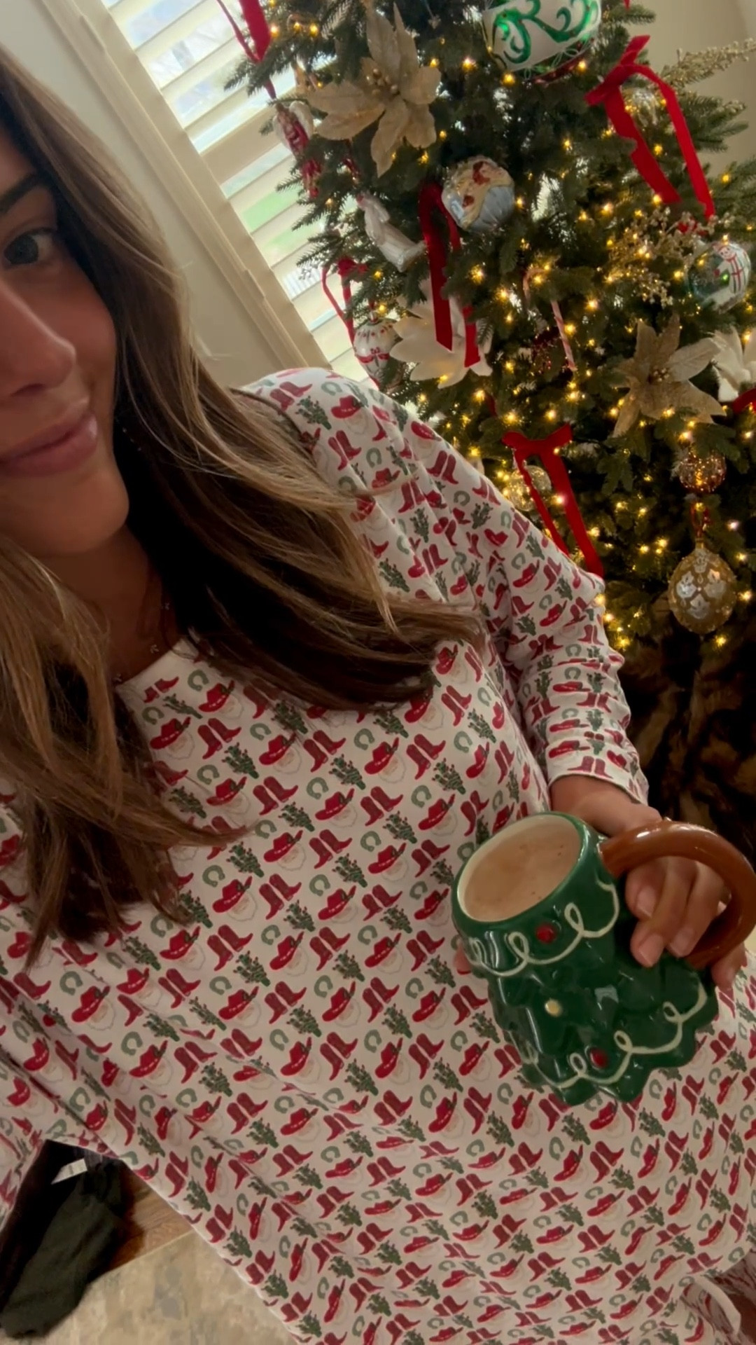 Christmas vlog 2025❤️ Hope everyone had an amazing day with family! 

I’m linking sale finds from Anthropologie because all of their Christmas decor is 50% off right now. This is my favorite time to stock up on all my holiday home decor! 

#LTKHoliday #LTKGiftGuide #LTKdayinmylife