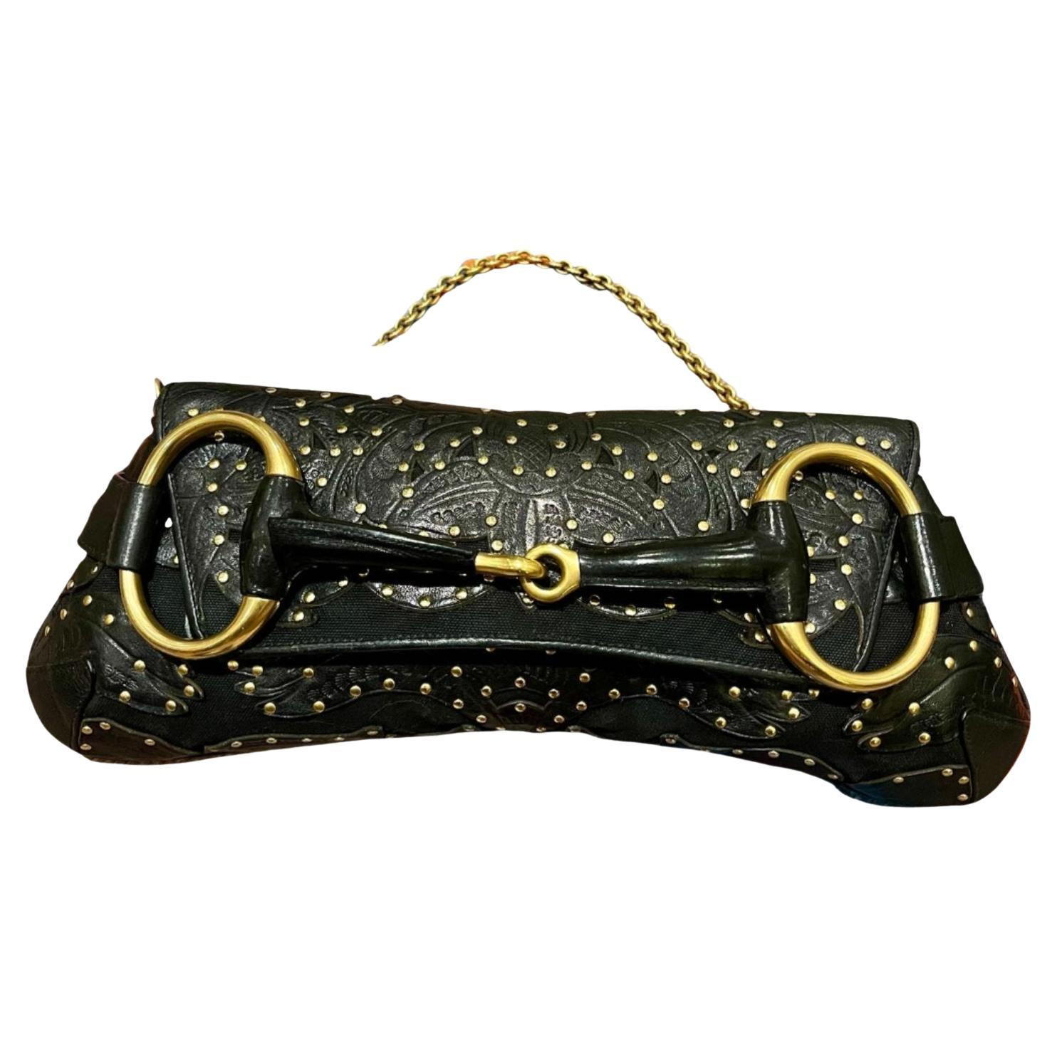 Gucci Horsebit 1955 Chain Shoulder bag Large Black Embossed Leather Gold Studs | 1stDibs