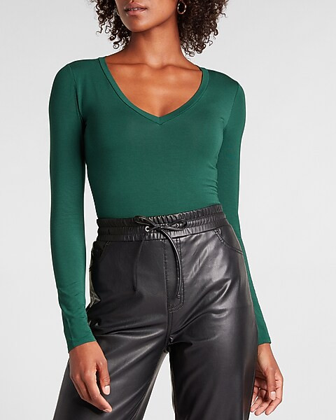 Fitted Double Layer V-Neck Tee | Express