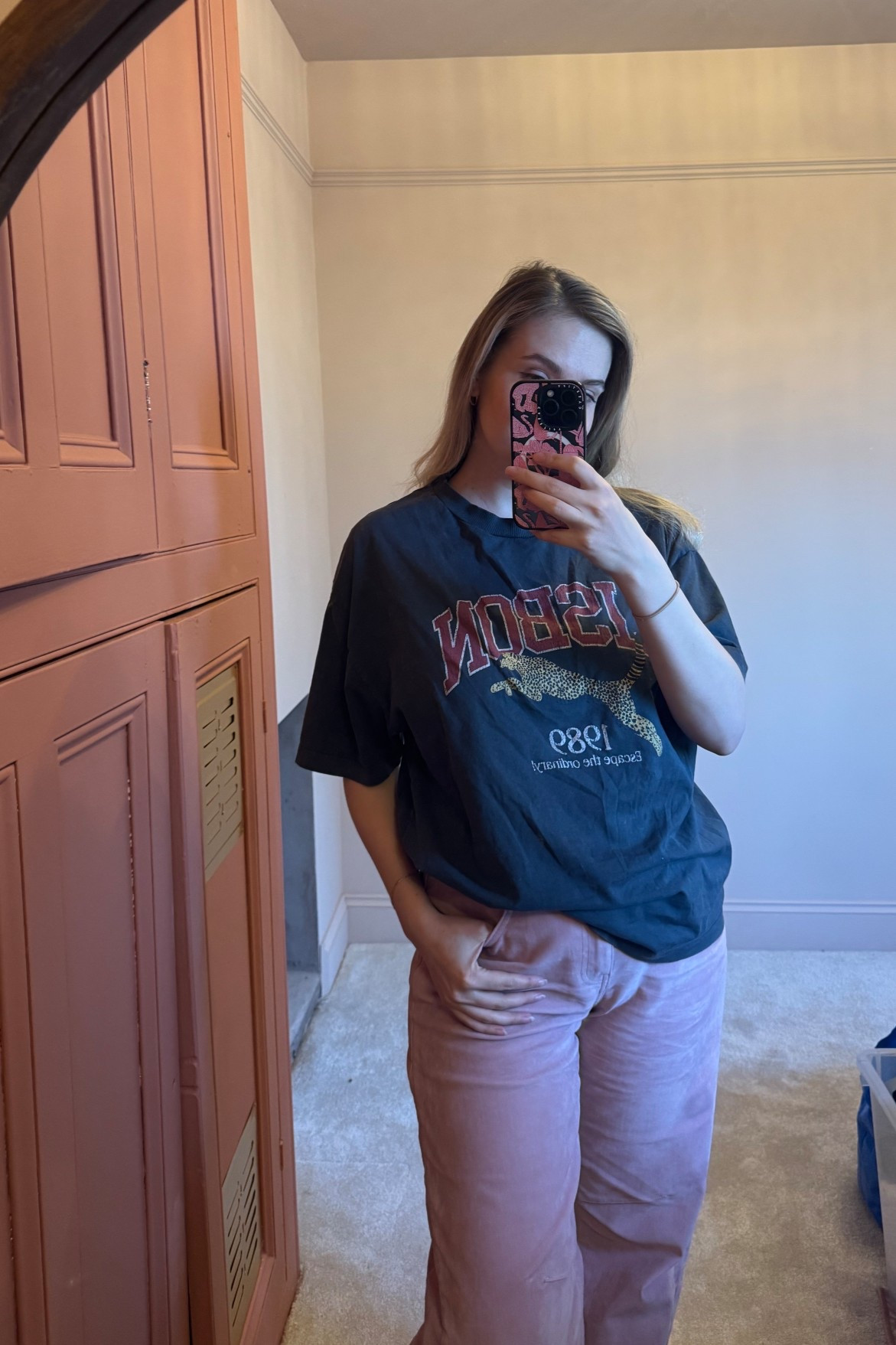 Casual postpartum outfit inspo 

#LTKeurope #LTKuk #LTKwinter