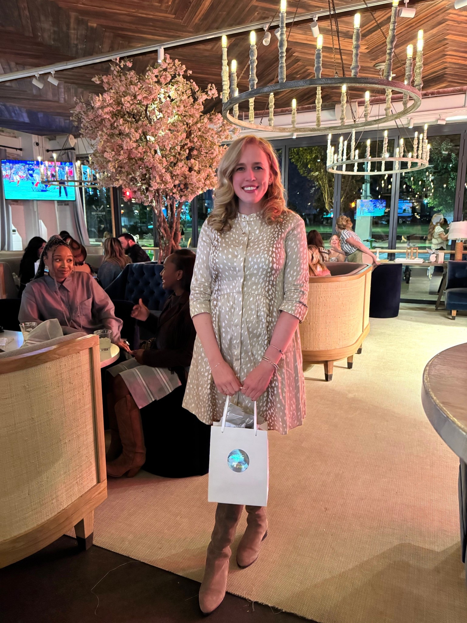 Thursday night outfit details 💛

#LTKSeasonal #LTKShoeCrush #LTKStyleTip