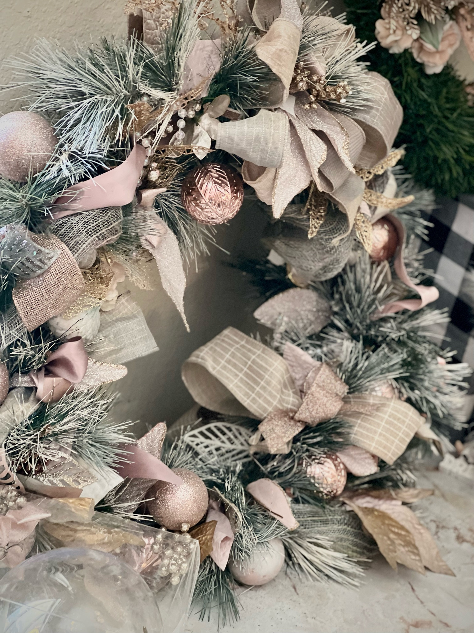 Christmas Ribbon takes it up 10 Notches! 


#LTKhome #LTKHoliday #LTKSeasonal