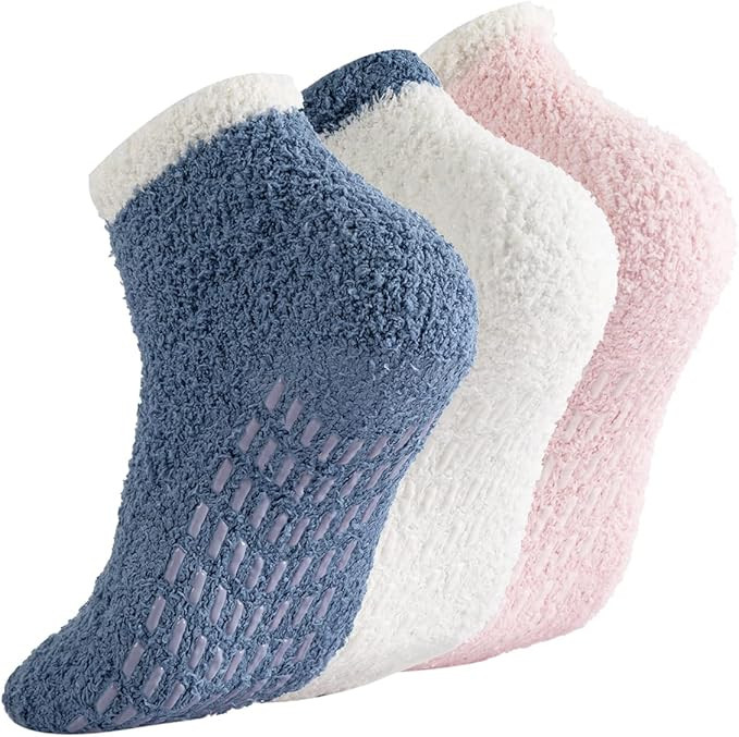 Non Slip Socks Hospital Socks with Grips for Women Grip Socks for Women Fluffy Socks with Grips f... | Amazon (US)