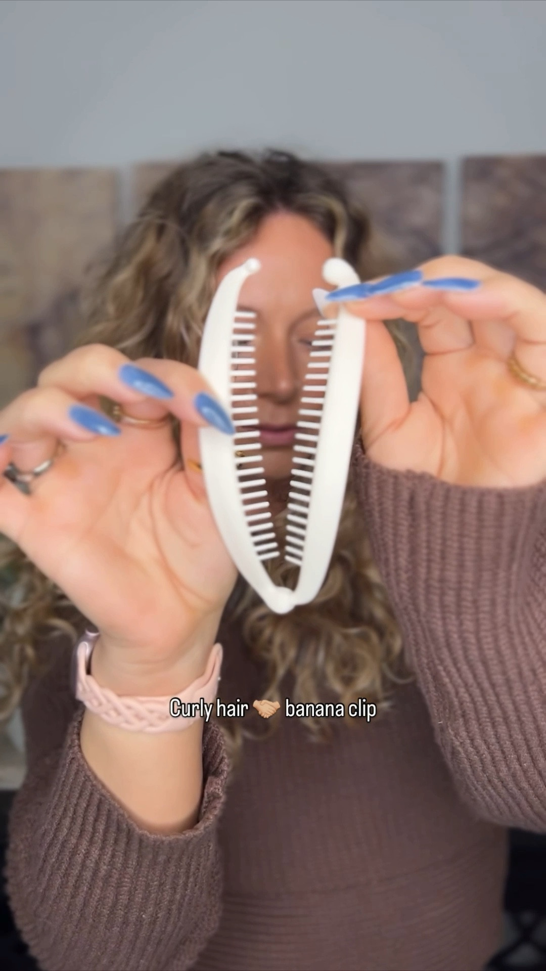 Obsessed with this banana clip! Comes with two and other colors are linked! 

#LTKmomlife #LTKBeauty #LTKgrwm