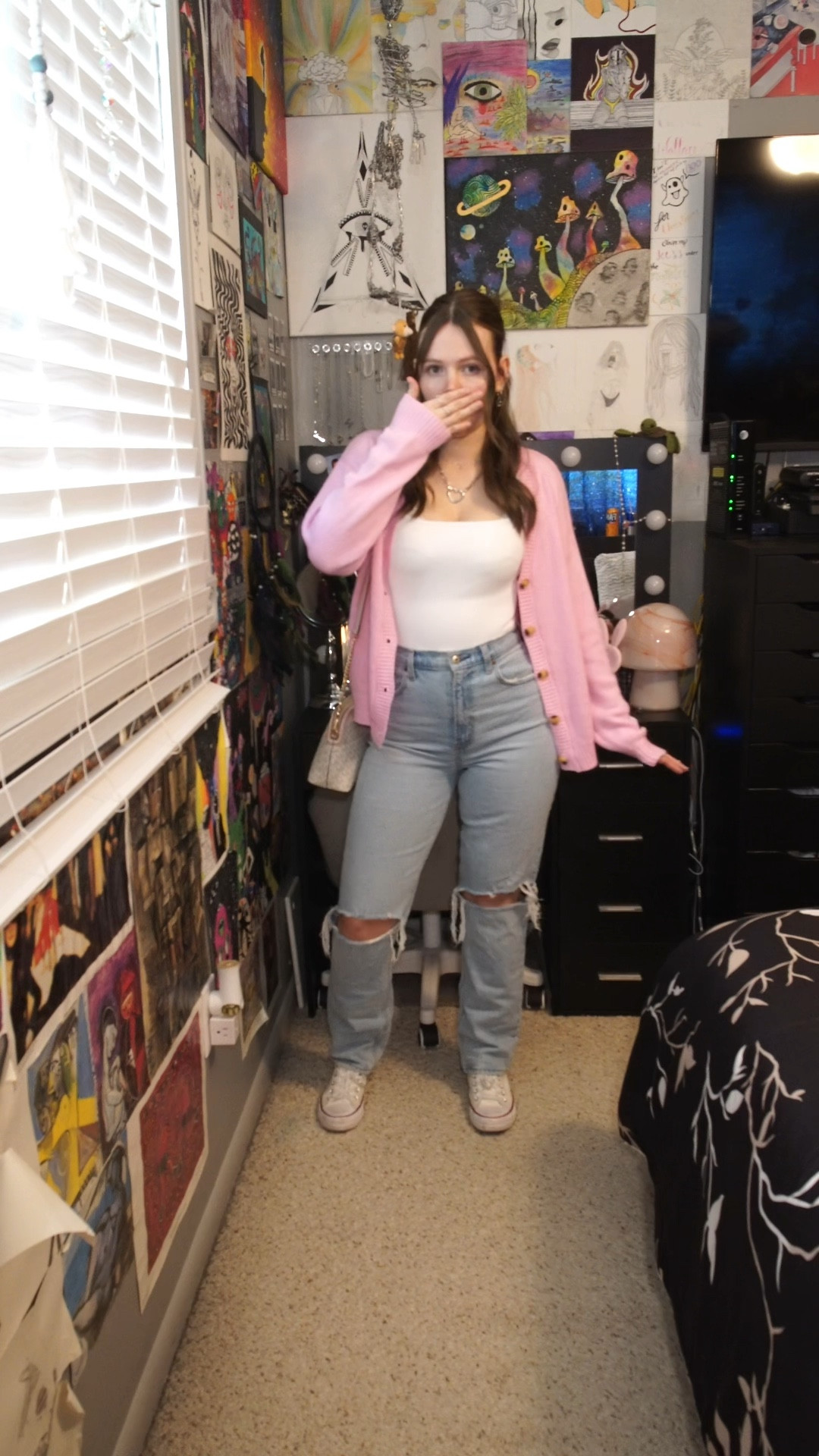 2/13/25 
Bodysuit: Medium
Jeans: 27 Regularr

#LTKStyleTip