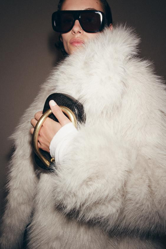 TEXTURED BOX BAG | Zara US