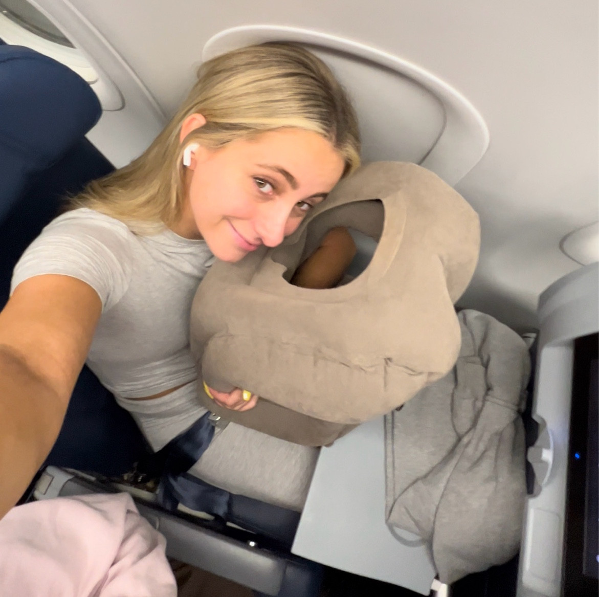 My favorite purchase for flights / airports!!!!