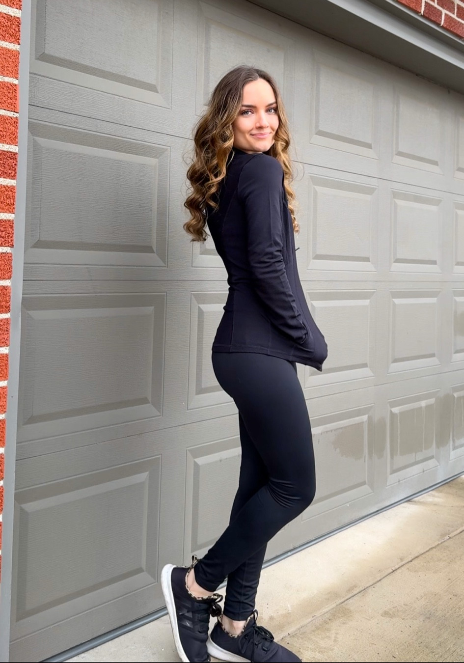 High quality, affordable activewear from 90 Degrees by Reflex. True to size (wearing size small) 🫶🏻

#LTKFindsUnder50 #LTKActive #LTKFitness