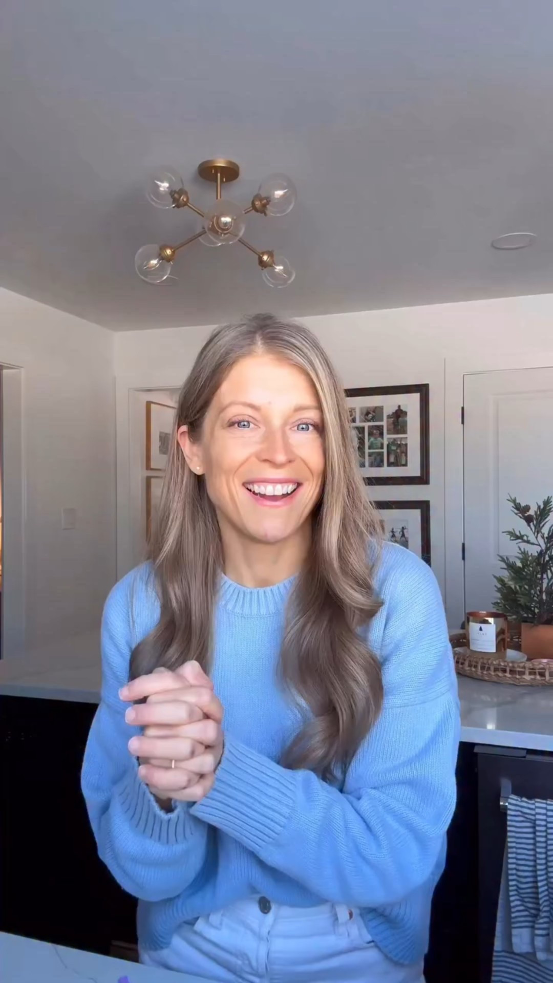 Welcome to my new series, “Everybody’s doing it!” where I try the viral things that take over my brain and won’t let me rest until I try them! 

These Japanese Protein Cheesecakes are absolutely scrumptious and will be on repeat every single week!! Worth every ounce of hype and so much more!! 

All you need - 

Oikos vanilla protein yogurt (5.3 oz)
4 biscoff cookies 

❤️Simply open up the yogurt, give it a stir
❤️Break the biscoff cookies in half and shove em’ into the yogurt
❤️Cover the yogurt back up, and place it in the fridge for 6 hours 

ENJOY!!