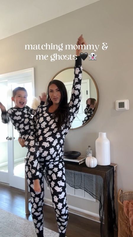 Toddler Halloween costumes
Matching mommy and me
Ghost pajamas
Halloween pajamas
Use code NICOLEL15 on any full priced items from Hanna Andersson 


#LTKSeasonal #LTKstyletip #LTKfamily