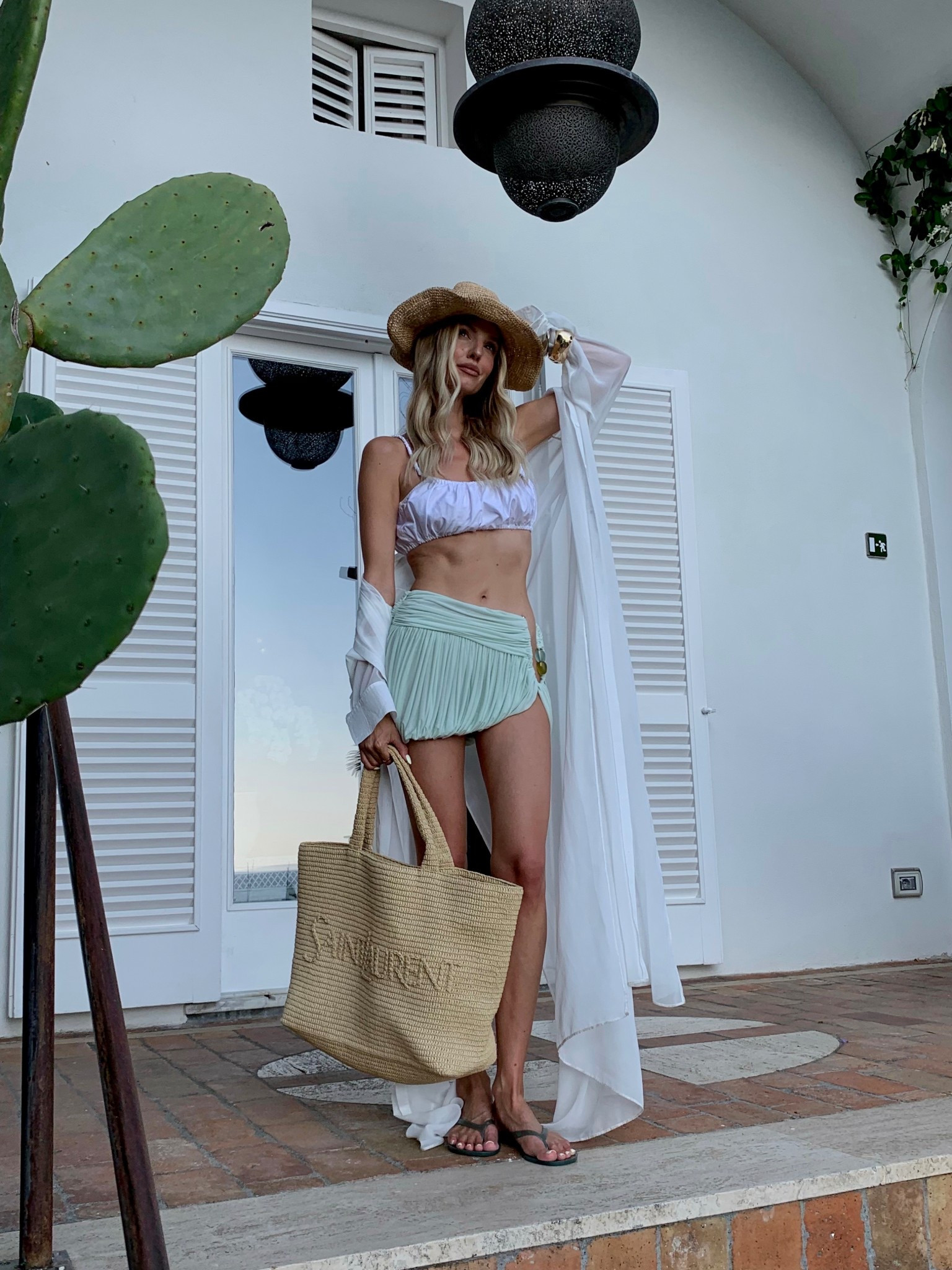 Turquoise beach vibes 🍸