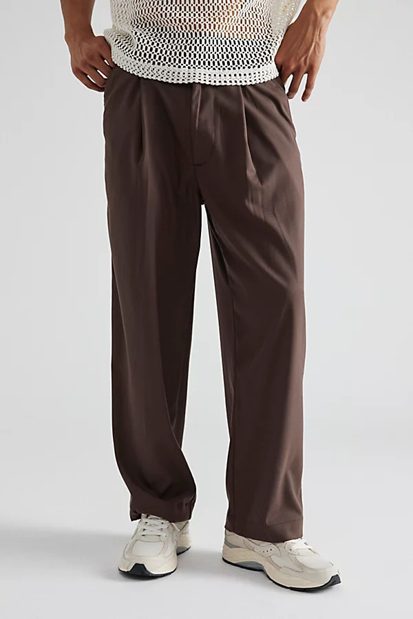 Standard Cloth Jason Relaxed Pleated Trouser Pant in Chocolate, Men's at Urban Outfitters | Urban Outfitters (US and RoW)