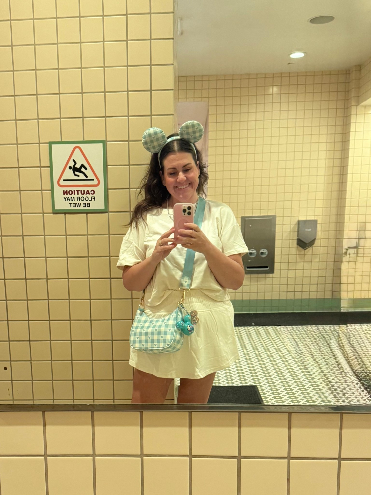 The perfect summer outfit to be cute and comfortable at a theme park!

#LTKFindsUnder50 #LTKActive #LTKSeasonal