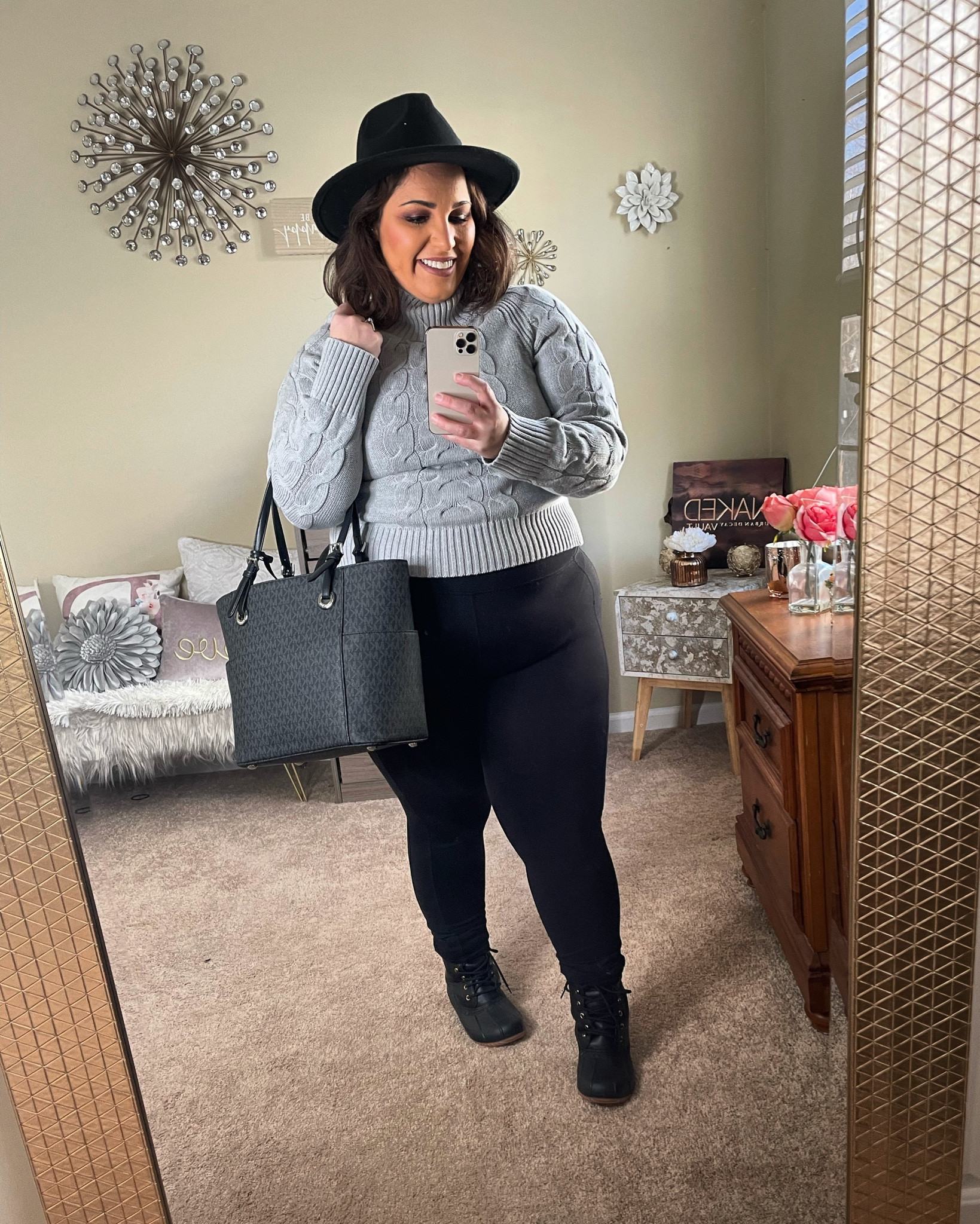 Winter ootd, plus size outfit, curvy style, trendy winter fashion, plus size style, plus size fashion 

#LTKtravel #LTKSeasonal #LTKfit