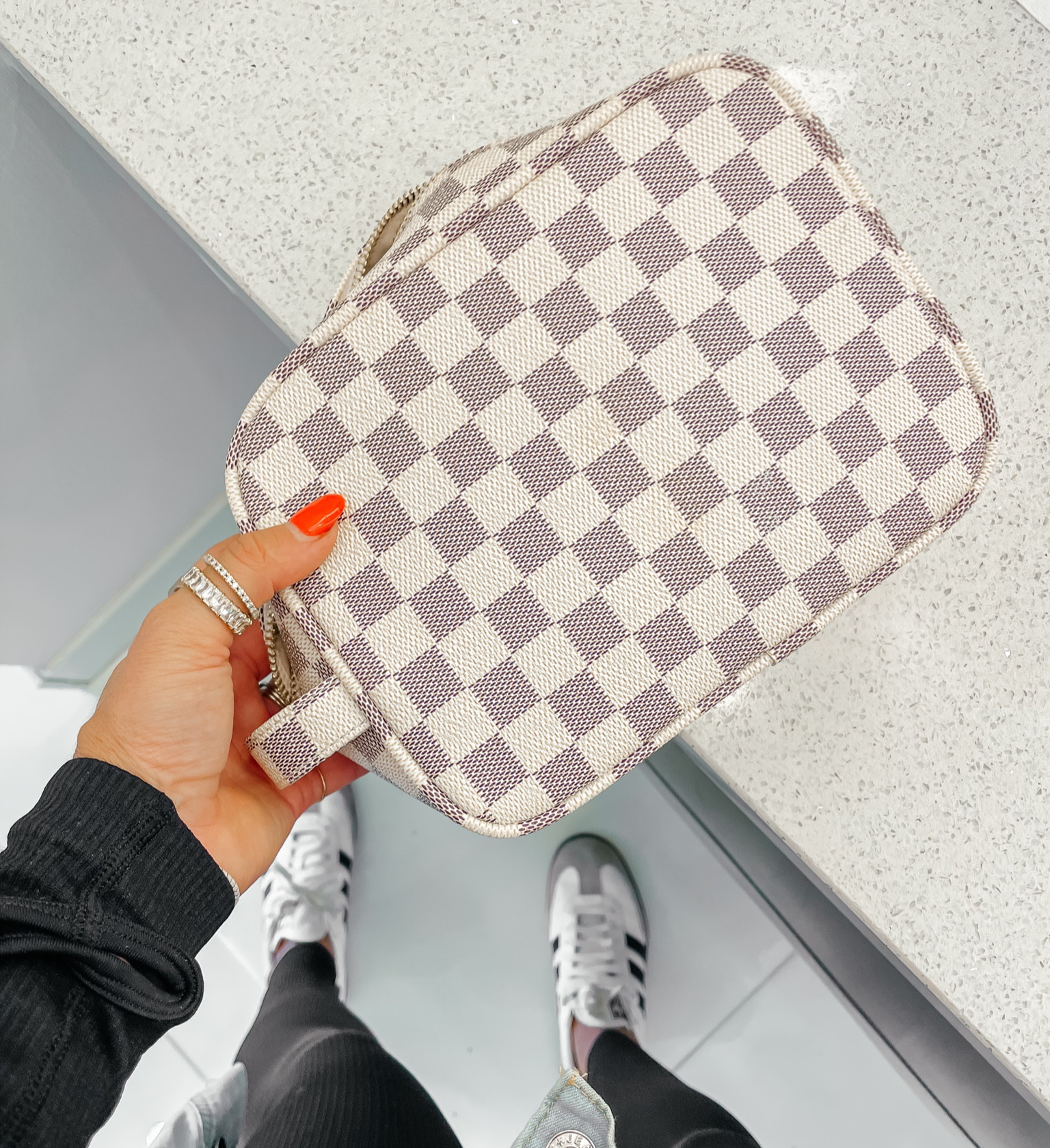 Gift guide for her. Daily deal. LouisVuitton looks for less only $13!!! Sale

#LTKHoliday #LTKGiftGuide #LTKHolidaySale