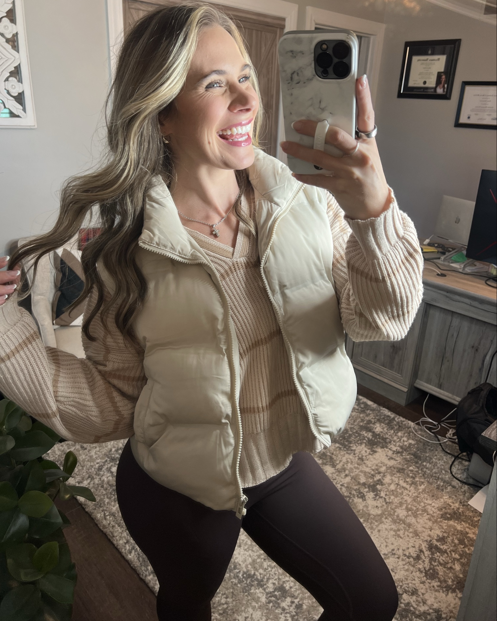 If you get one pair of leggings for black Friday, let it be these! 

So dang soft,
The BEST glute contour,
No front seam,
And so soft! Did I say that already 🤭

The cloud II material from Vitality is just unmatched! 



#athleisurestyle #vitality #shopvitality #blackfridaydeal 

#LTKGiftGuide #LTKActive #LTKHoliday