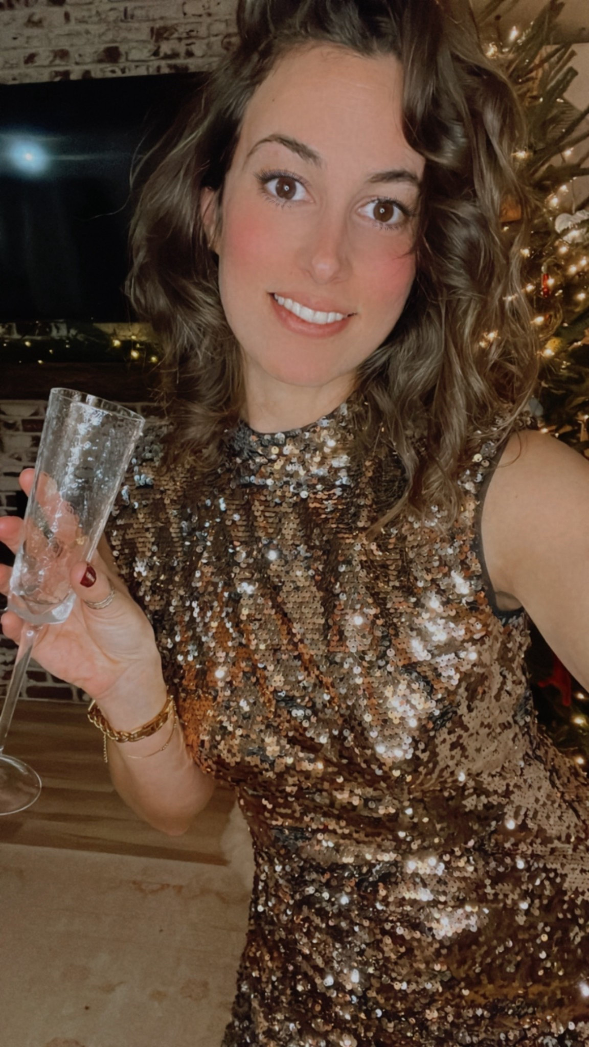 Sparkle! 🎉🥂

#LTKSeasonal #LTKFindsUnder50 #LTKSaleAlert