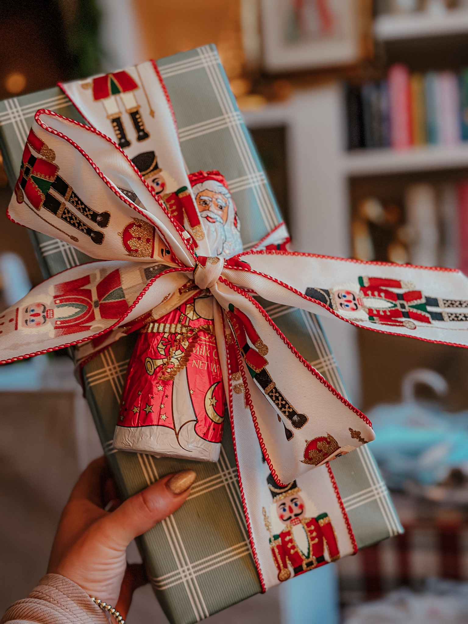 Chocolate Santa 🎅🏽 🍫 

#LTKGiftGuide #LTKSeasonal #LTKHoliday