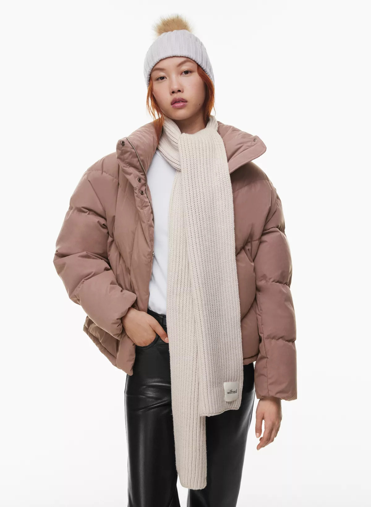 FLURRY SCARF | Aritzia