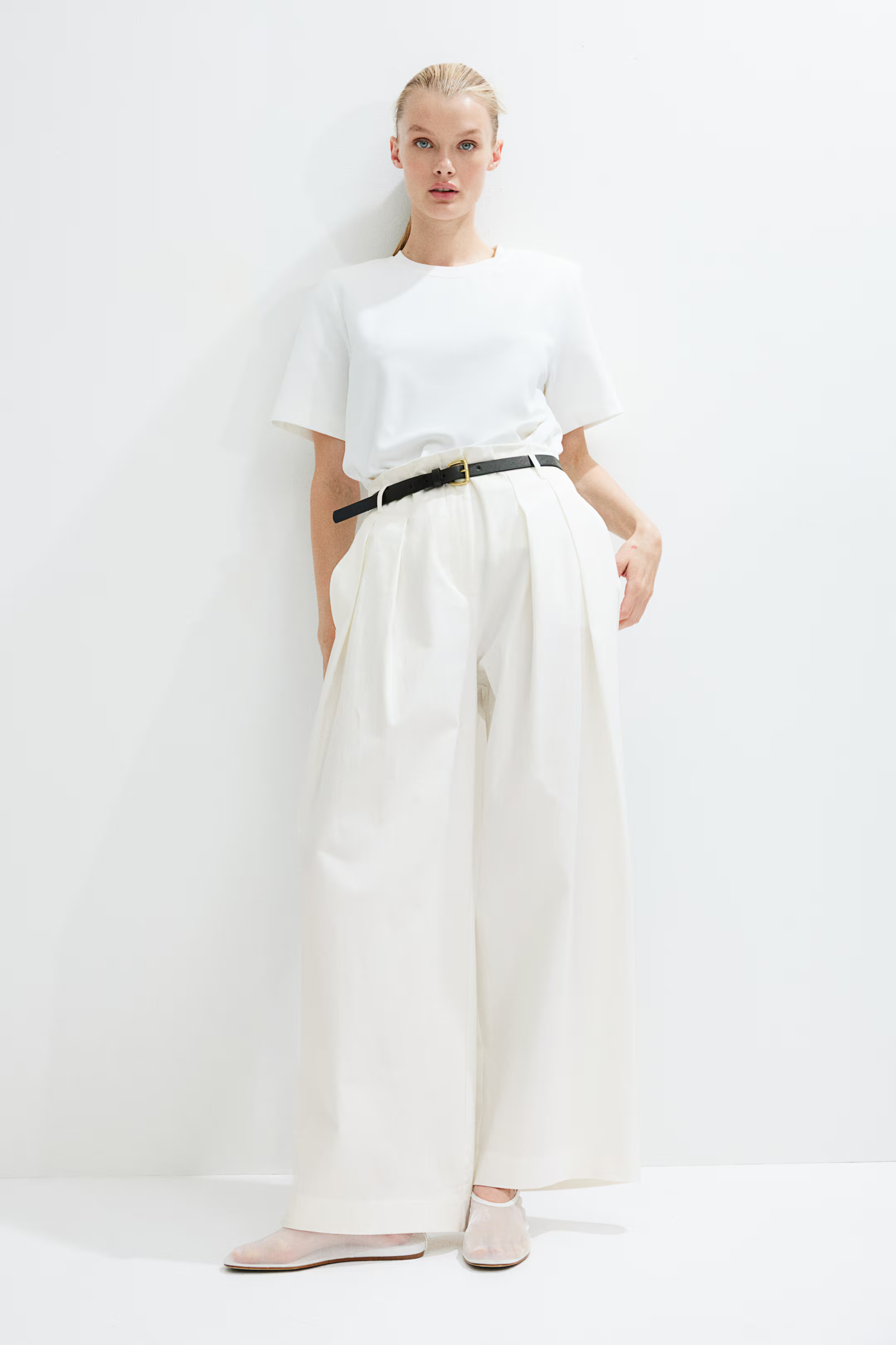 Wide belted trousers - High waist - Long - White - Ladies | H&M GB | H&M (UK, MY, IN, SG, PH, TW, HK)
