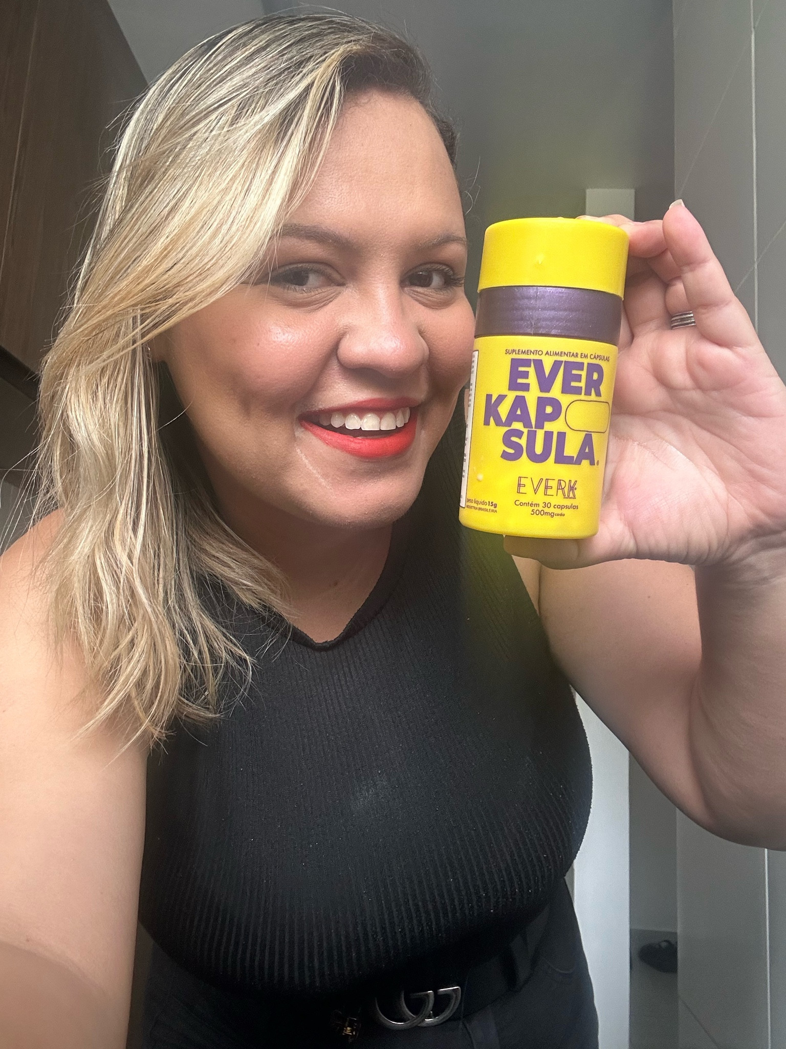 Depois perguntam porque meu cabelo tá crescendo tanto e tão rápido. Tá aí o motivo 

#LTKsalealert #LTKbrasil #LTKbeauty