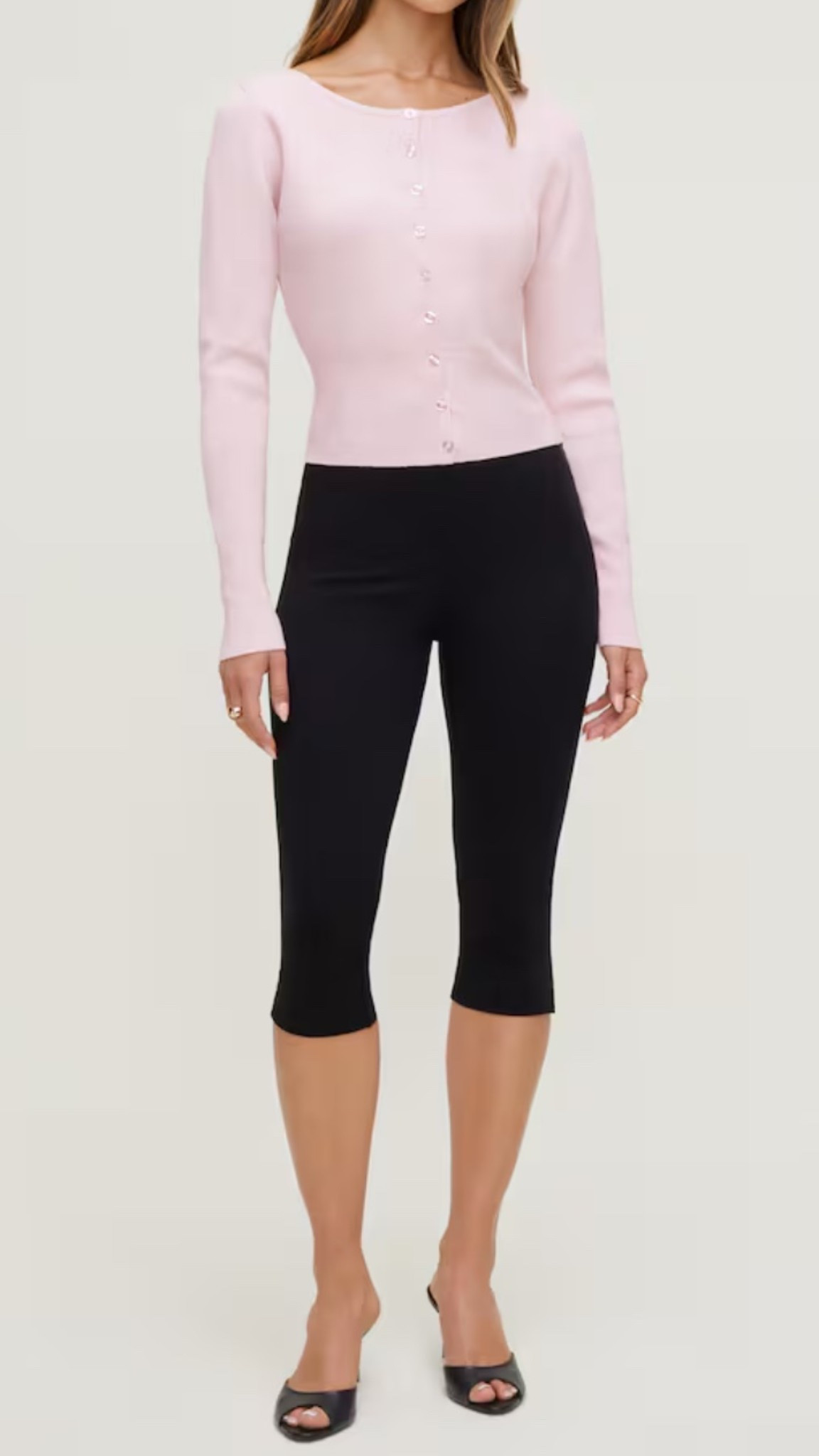 Business casual workwear 
Capri pants 


#LTKSeasonal #LTKWorkwear #LTKootd