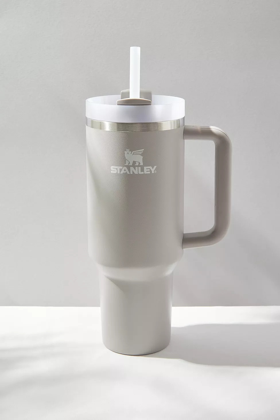 Stanley Ash Quencher H2.0 Flowstate 1.2L Tumbler | Urban Outfitters UK