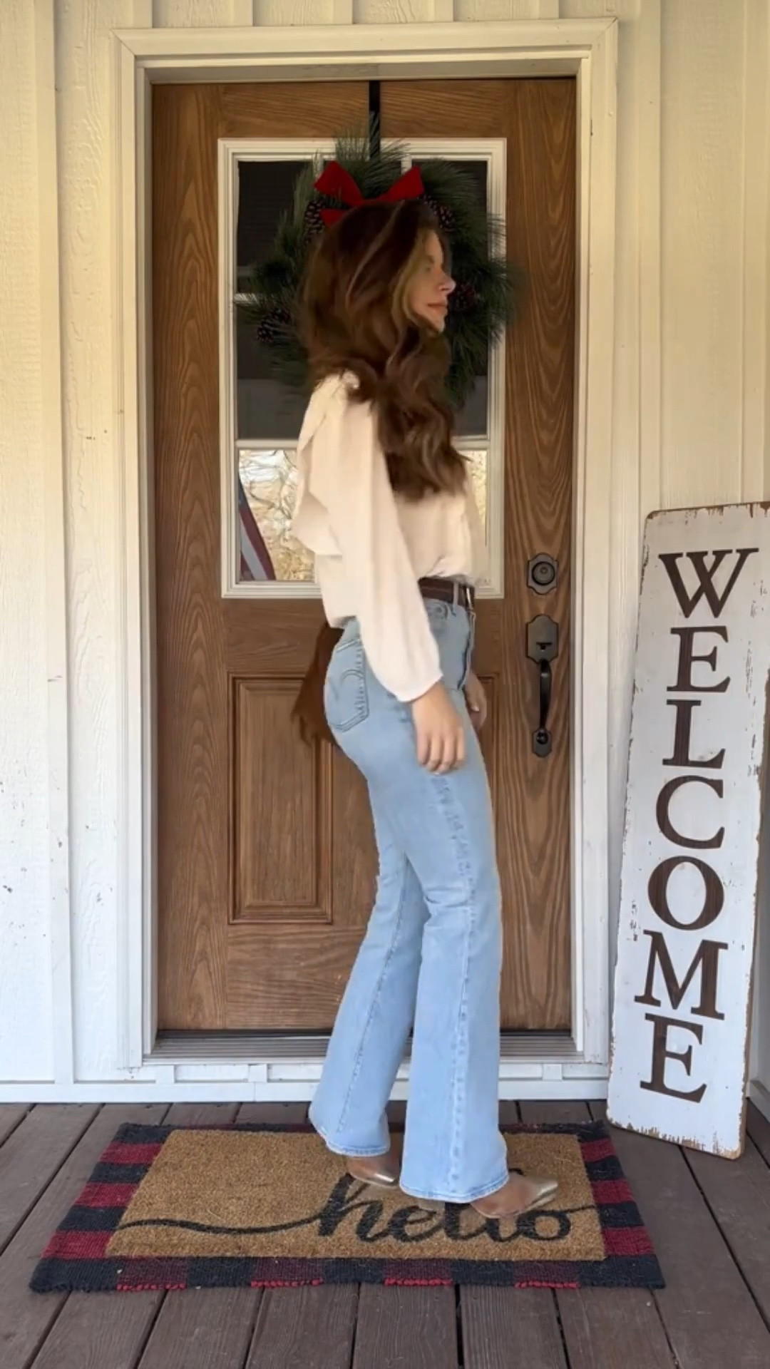 Levi ribcage flares
American eagle top
Pink Lily purse
Page 6 boots 

The TikTok drafts are coming out 😂 scheduling some posts while I take a “maternity leave”. Our life has been pretty crazy recently and don’t foresee that slowing down after Wyatt gets here

#LTKMidsize #LTKShoeCrush #LTKStyleTip