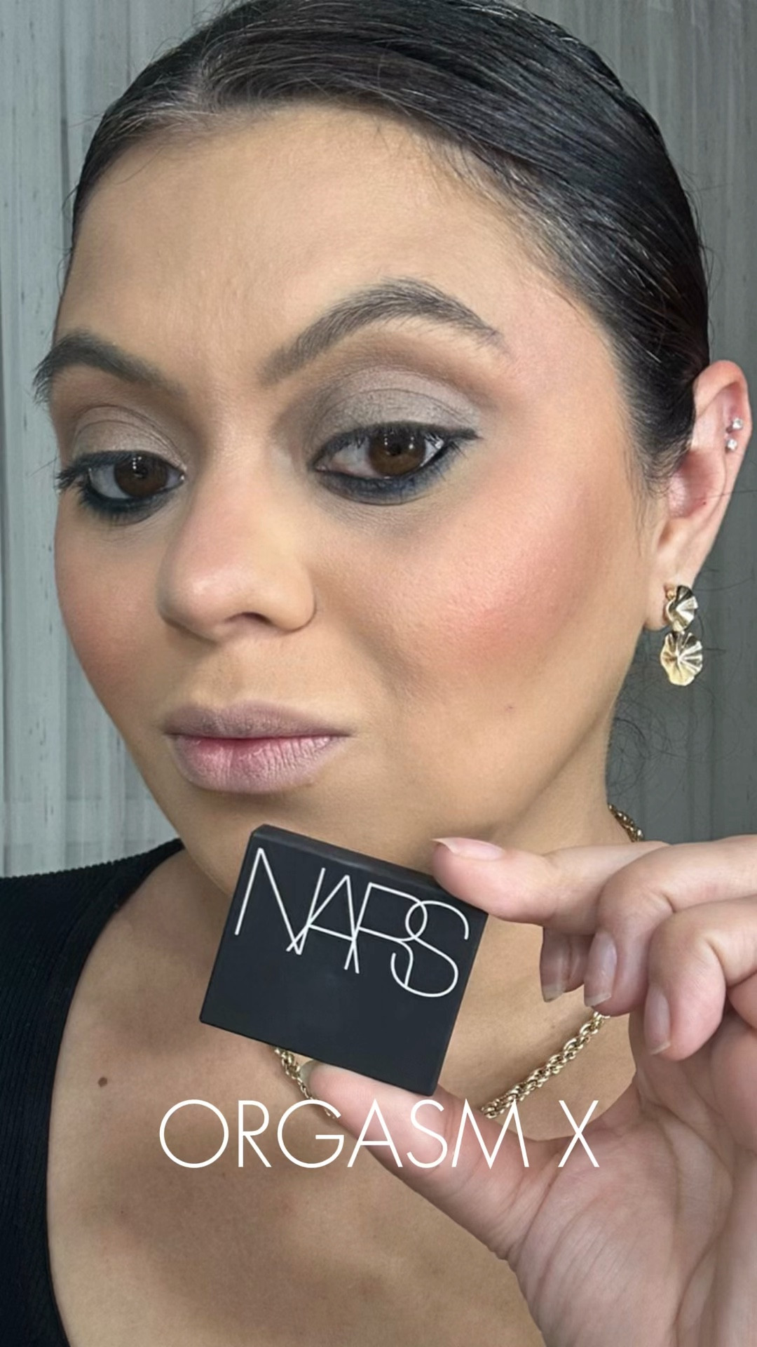 Não é só a técnica de aplicação do blush que influencia um resultado natural, a cor também!

Eu amo esse clássico!

Blush Orgasm X da @narsissist

Já salva essa dica pra não esquecer

#tutorial #makeuptrends #maquiagem
#maquiagemviral #makeup
#truquesdemaquiagem #makeuptutorial #tutorialmakeup #tutorialdemaquiagem #truquesmakeup #dicasdemaquiagem
#dicasdemake #beautytips
#makeuptips #makeuptrend #nars

#LTKbeauty #LTKbrasil