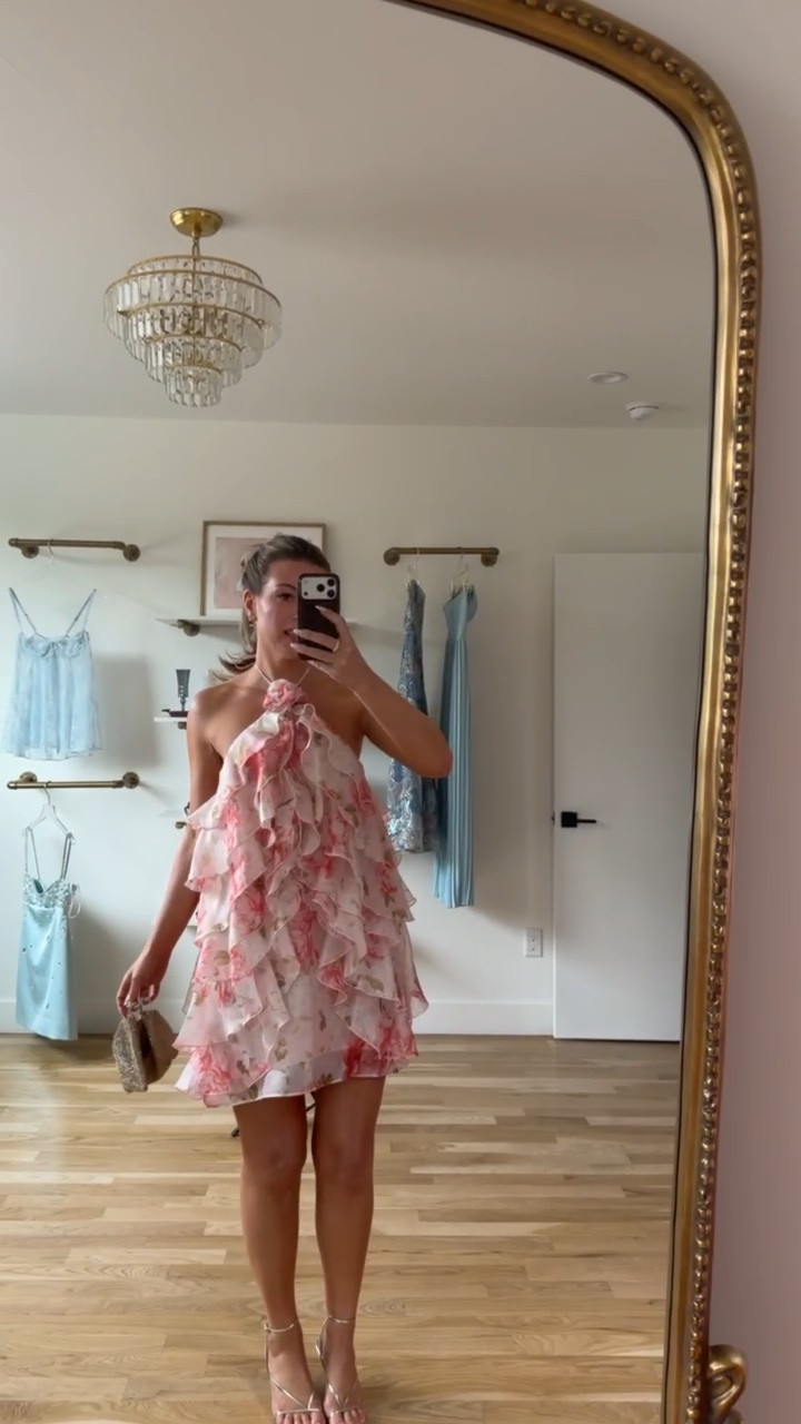 wedding guest dresses for every girl 

i did my normal size 2/small 

Wedding guest
Formal event
Black tie
Special occasion
Sequin
Floral
Winter event
Holiday party
#LTKHoliday

#LTKSaleAlert #LTKWedding