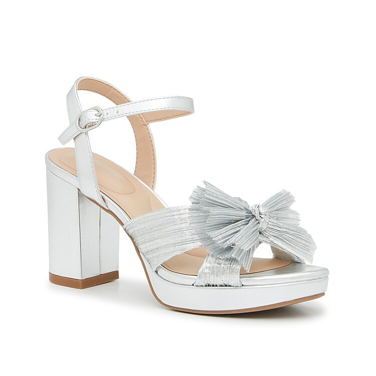 Shoes: Women's, Men's & Kids Shoes from Top Brands | DSW | DSW