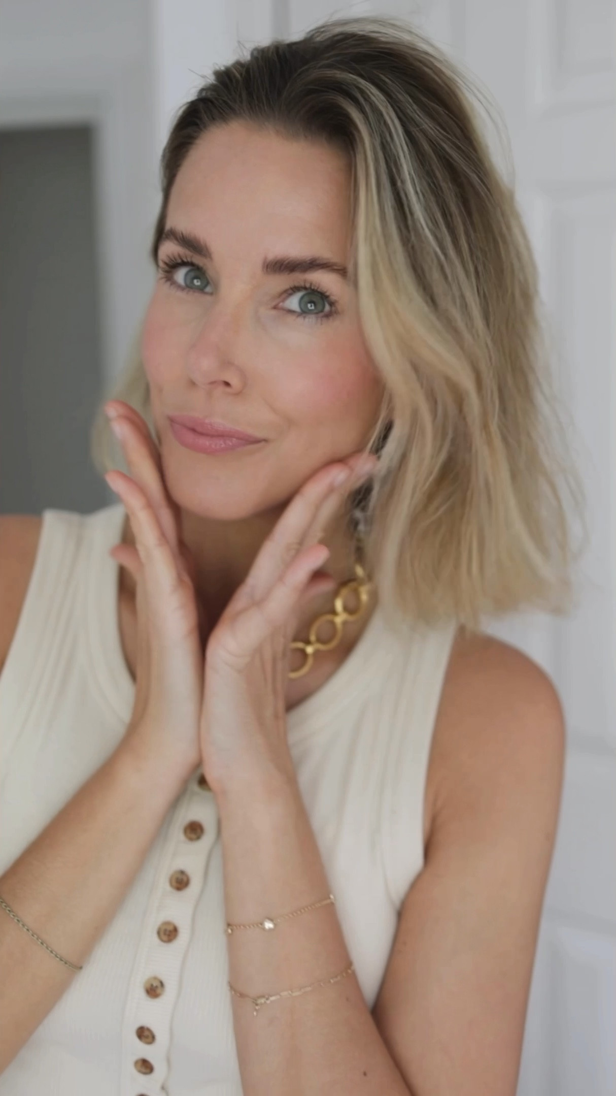 lift & sculpt makeup
Shades:
Charlotte tilbury lip liner - pillow talk 
Makeup By Mario Lip - Rosewood
Nars Foundation - Patagonia 
Merit eyeshadow - valchetta 

#LTKbeauty #LTKeurope #LTKuk