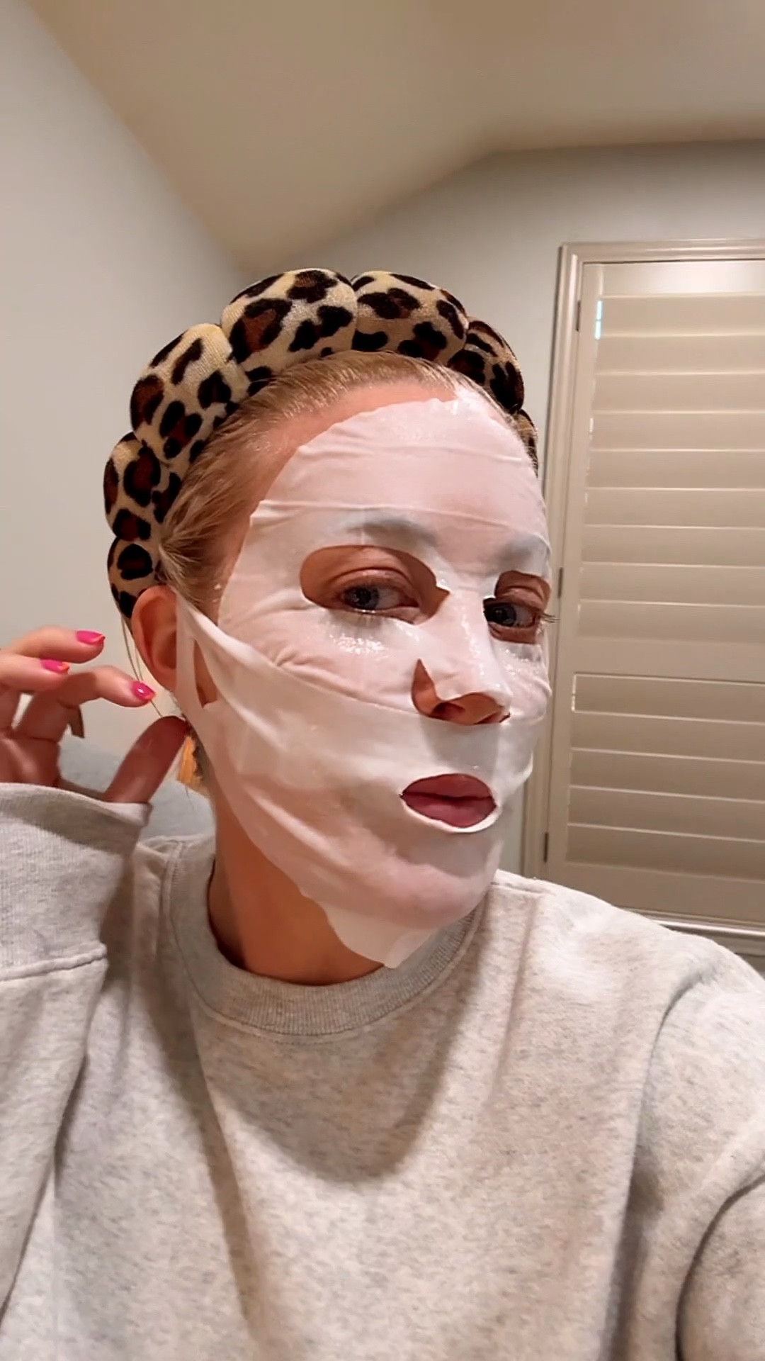 Linking this mask I’ve been loving for its hydration and the serum is amazing 