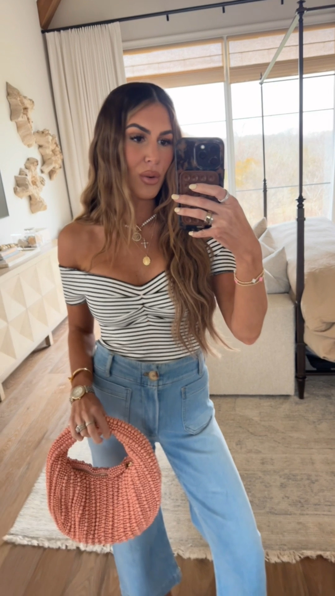 Small top 
27 denim 


#LTKSaleAlert #LTKSpringSale