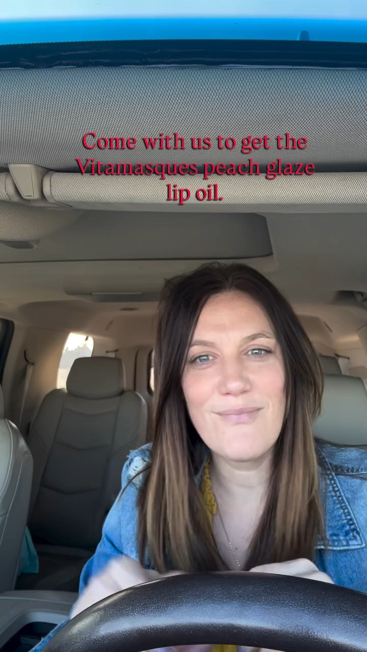 @vitamasques is our go to for lip care! 👄

#momofschmidtbergers #koreanskincare #vitabae #vitamasques #lipcare

#LTKBeauty #LTKvlog #LTKgrwm