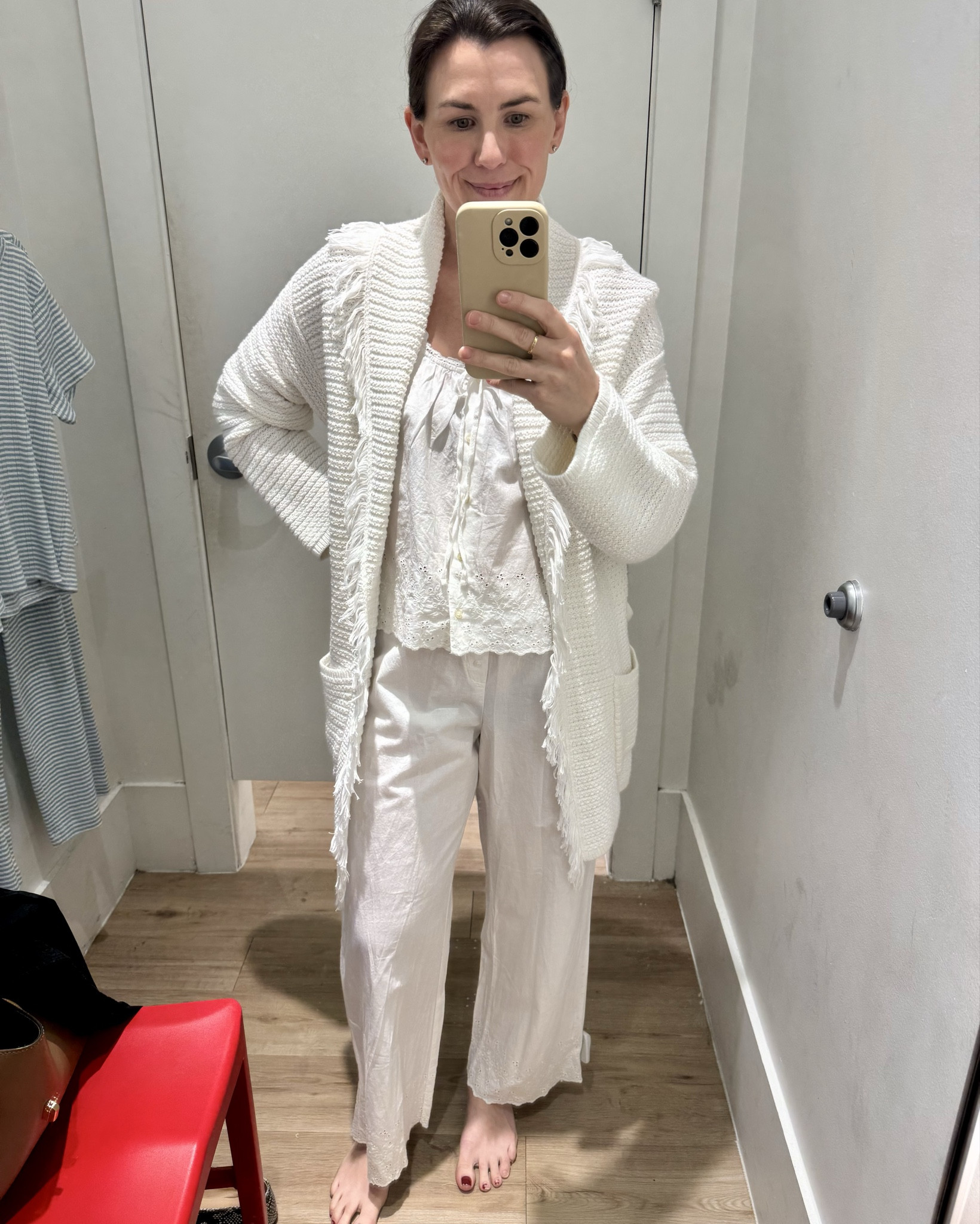 Even better with the sweater. Chic, crisp lounge situation if you’re hosting house guests or vice versa. 

#LTKmomlife #LTKHome